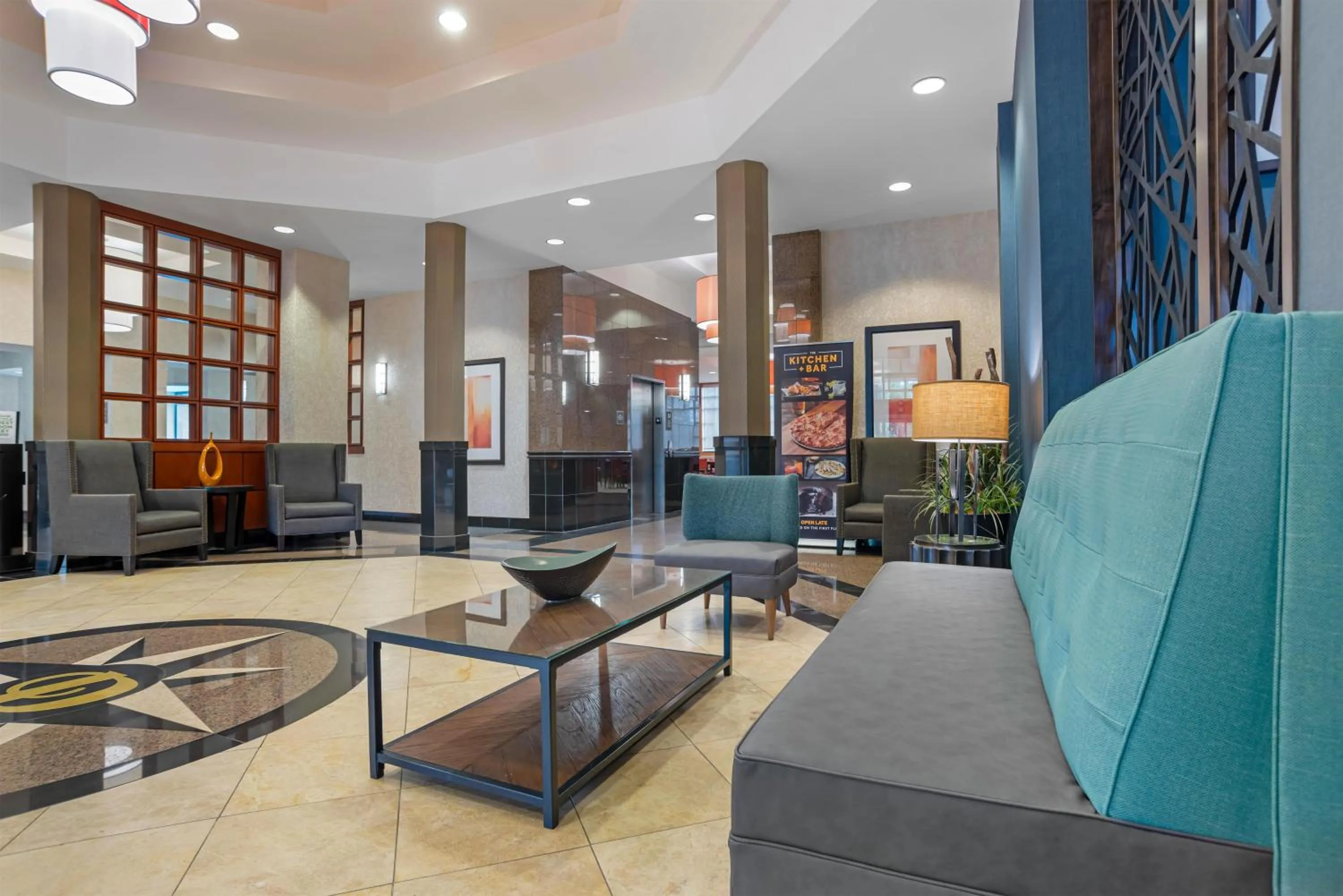 Lobby or reception in Drury Inn & Suites Baton Rouge