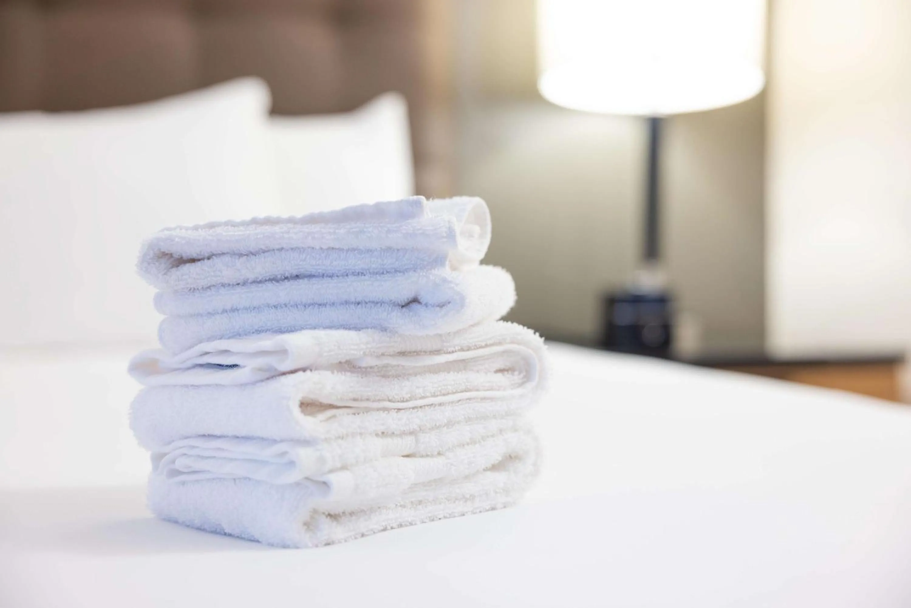 Bedroom, Bed in Drury Inn & Suites Baton Rouge