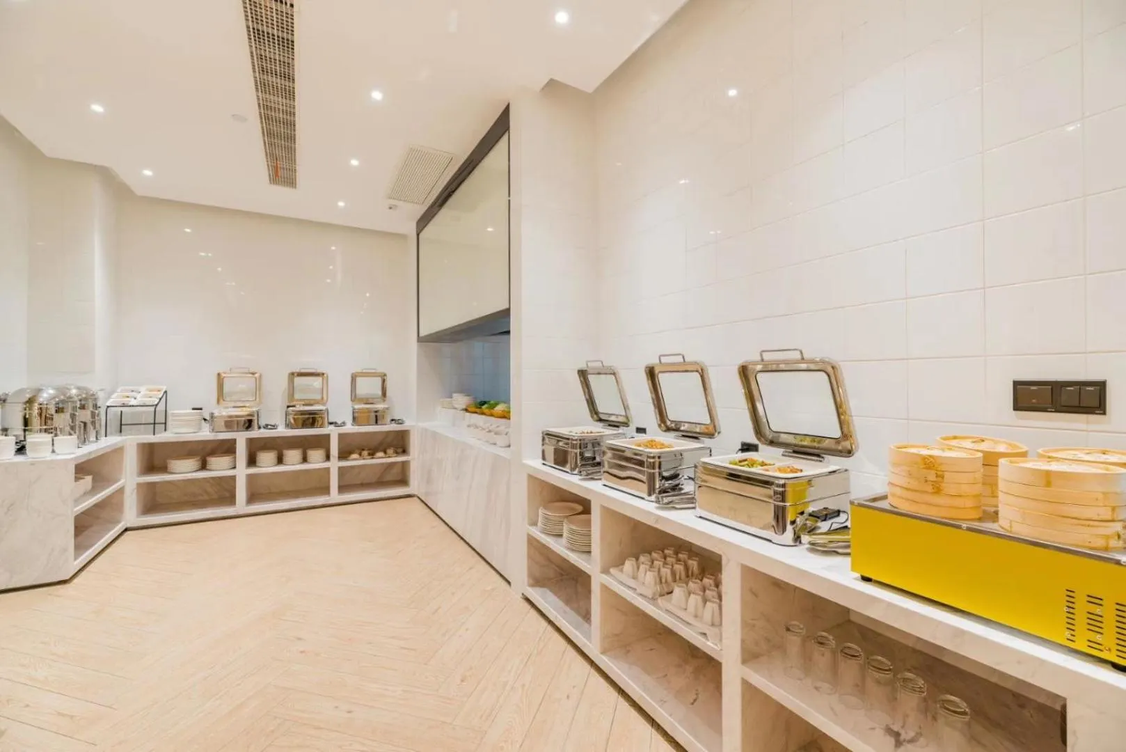 Atour Hotel Shangrao Central Square