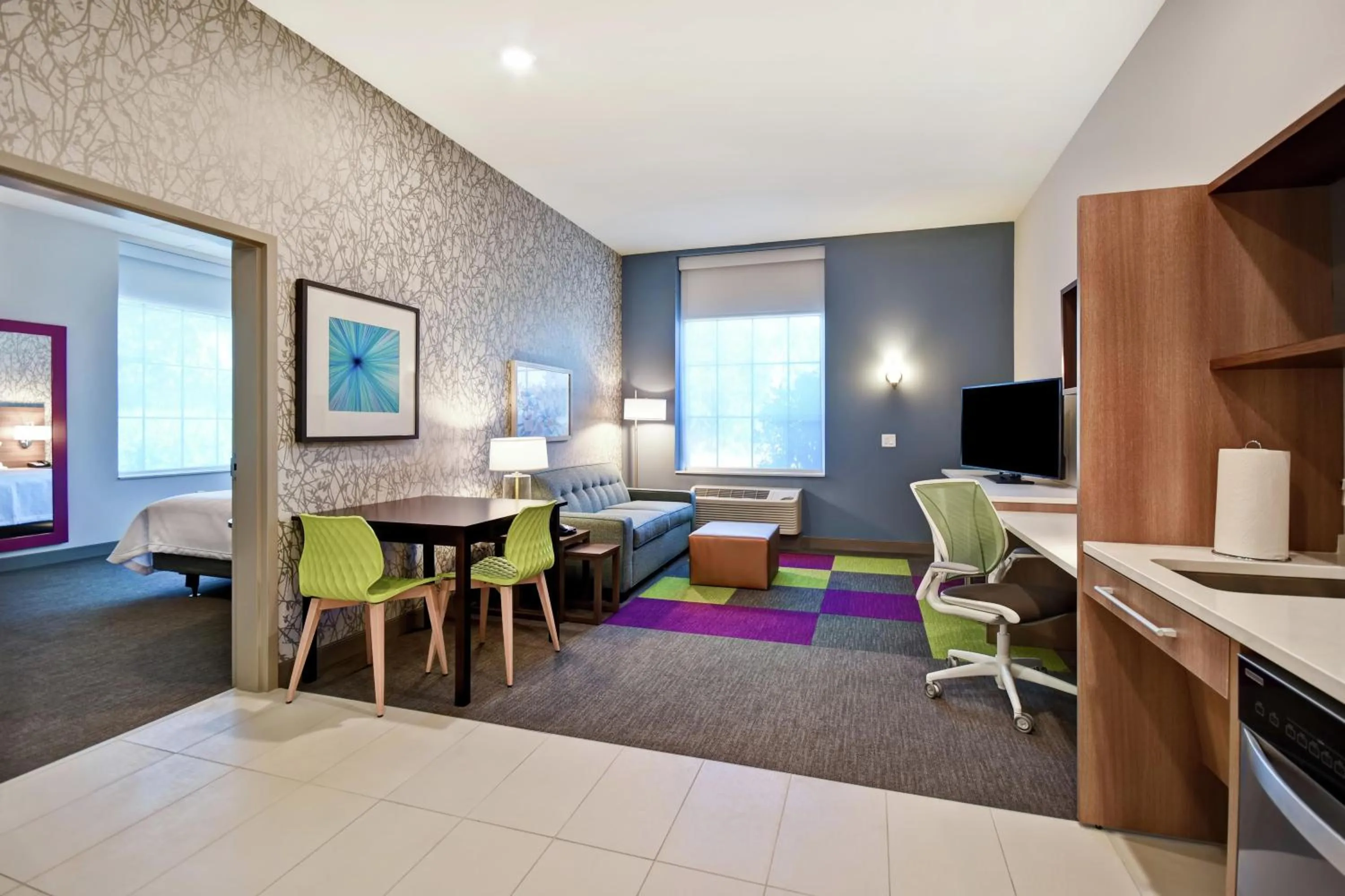 Bedroom in Home2 Suites By Hilton Jekyll Island