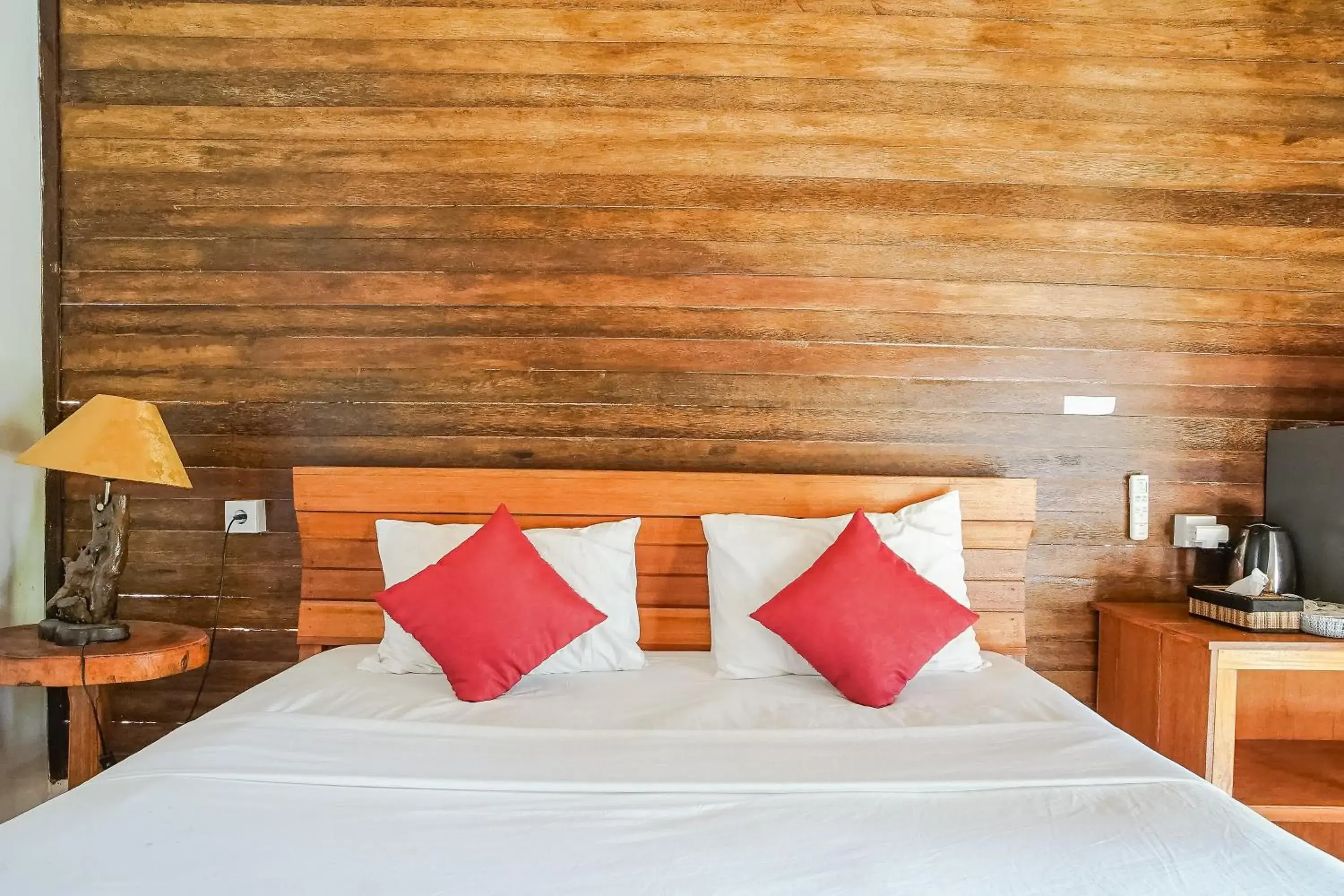 Bed in Penida Lapaya Bungalows Nusa Penida Bed in Penida Lapaya Bungalows Nusa Penida