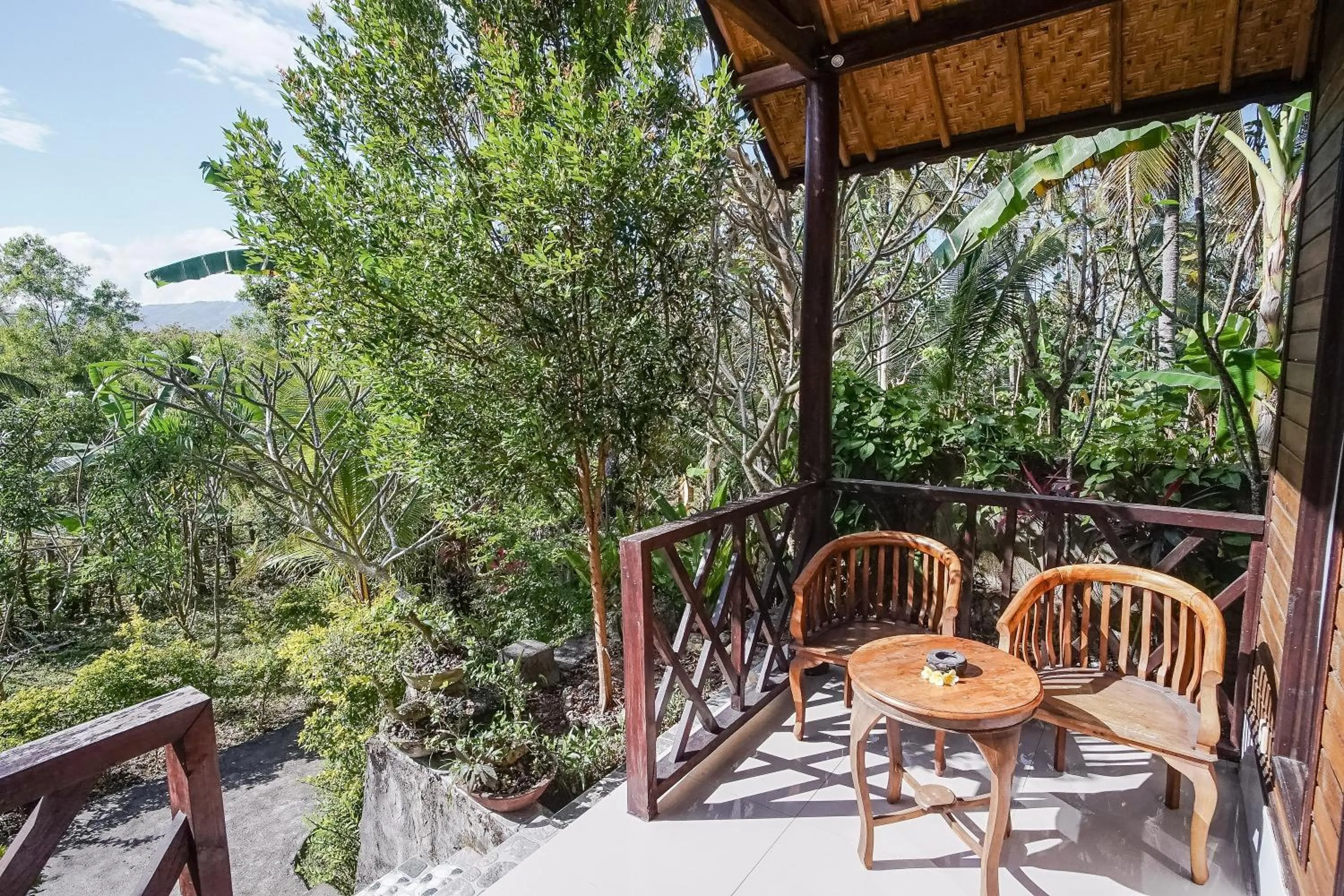 Property building in Penida Lapaya Bungalows Nusa Penida