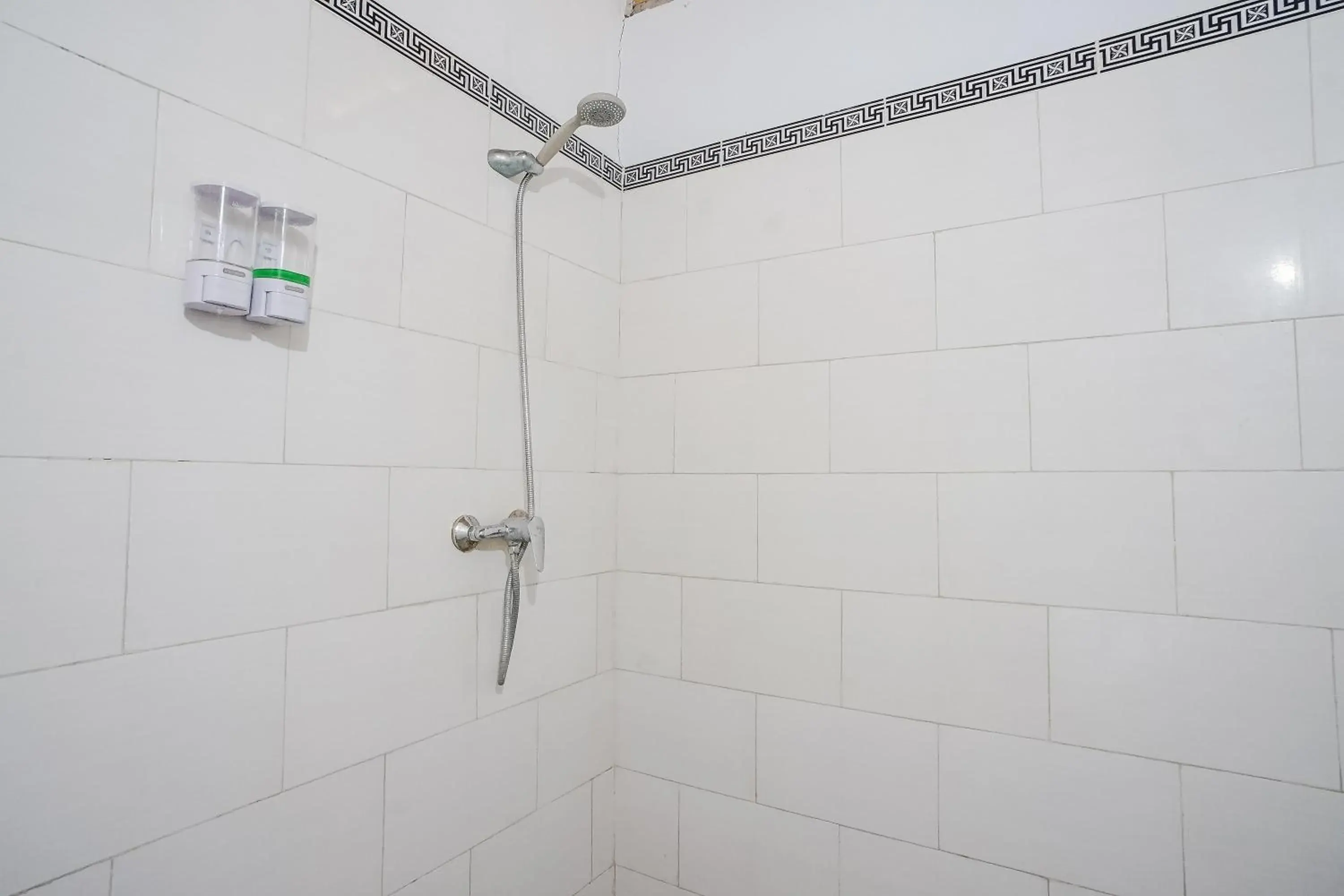 Bathroom in Penida Lapaya Bungalows Nusa Penida Bathroom in Penida Lapaya Bungalows Nusa Penida