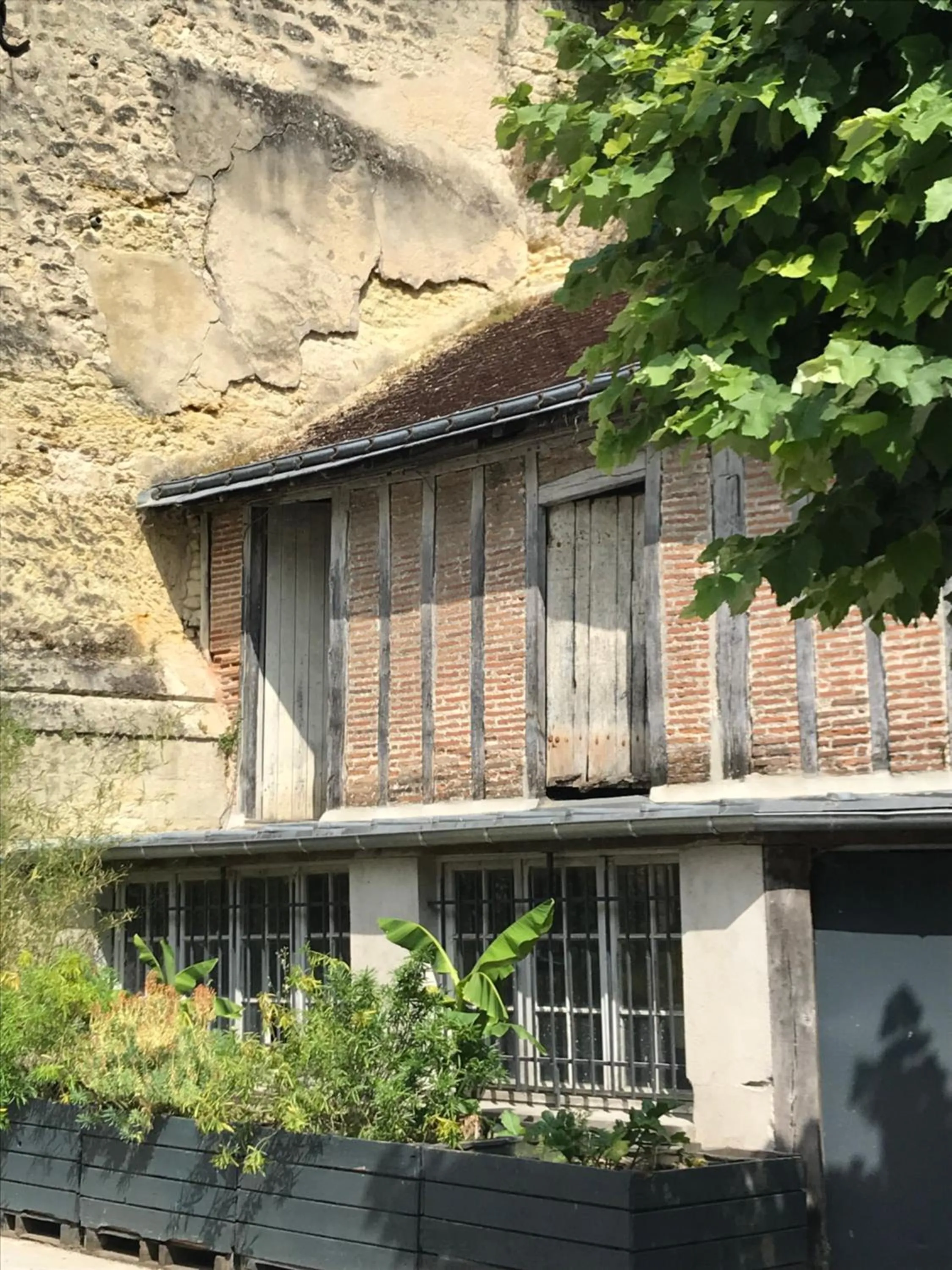 Facade/entrance in Chambre Troglodytique Villa Marie Louise