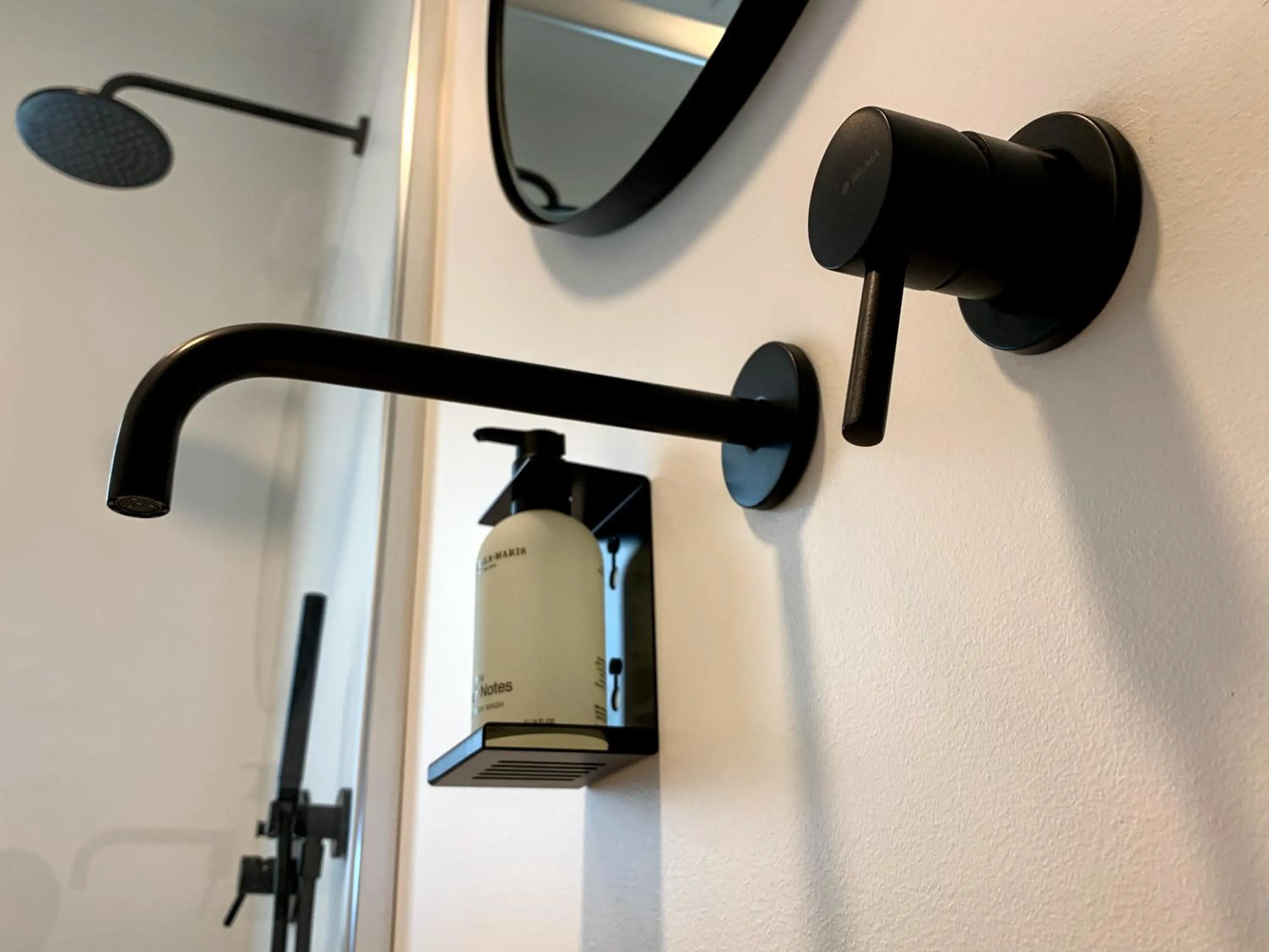 Shower in Calheta Boutique Houses