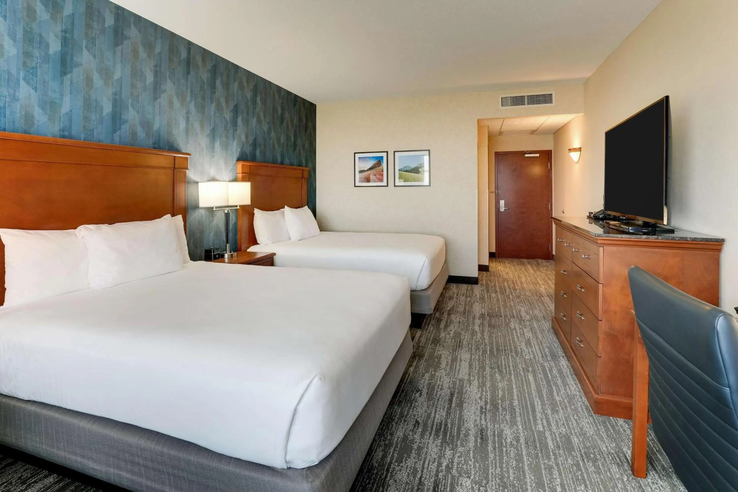 Bedroom, Bed in Drury Plaza Hotel Denver Westminster