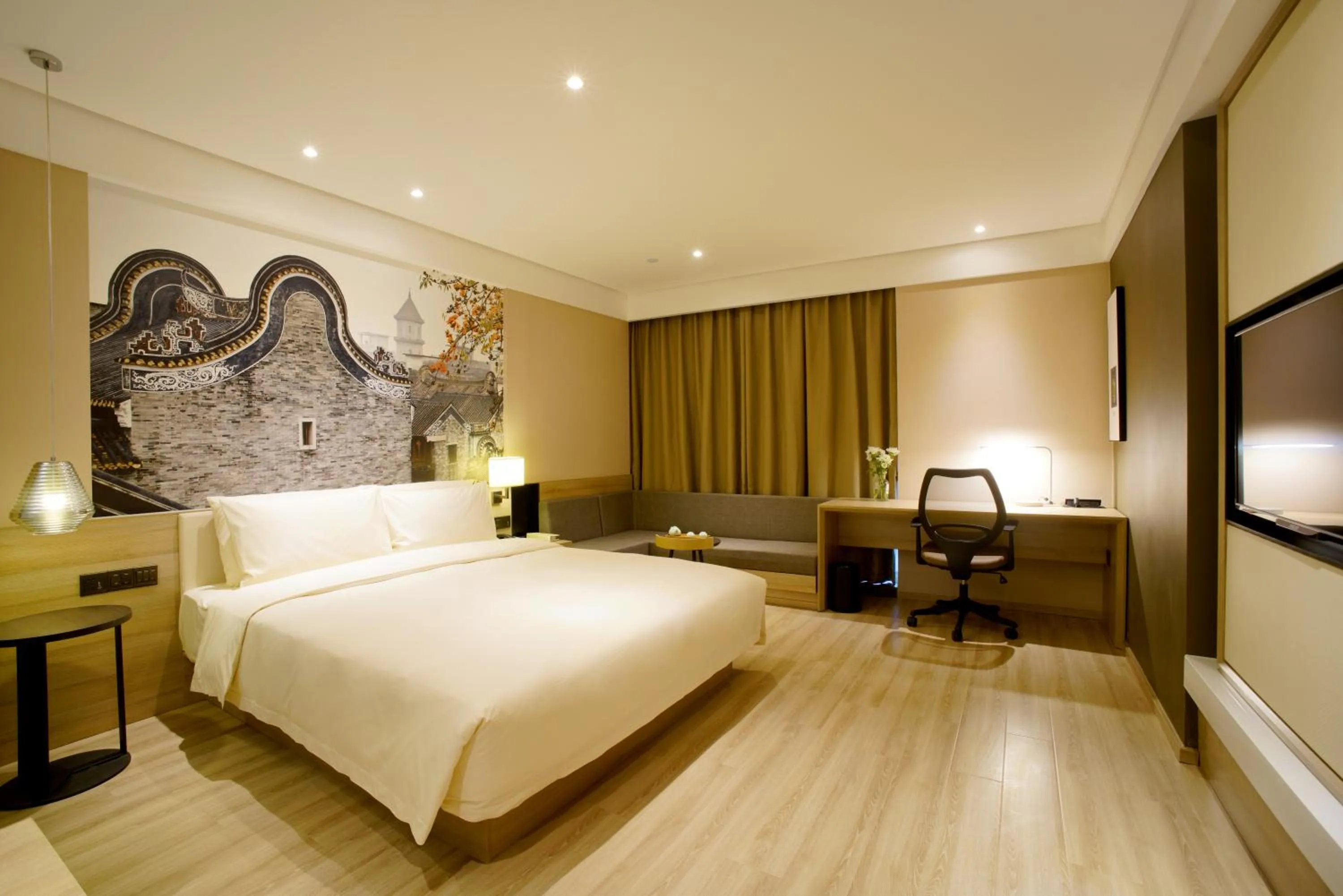Photo of the whole room, Bed in Atour Hotel Guangzhou Yueqiao Branch