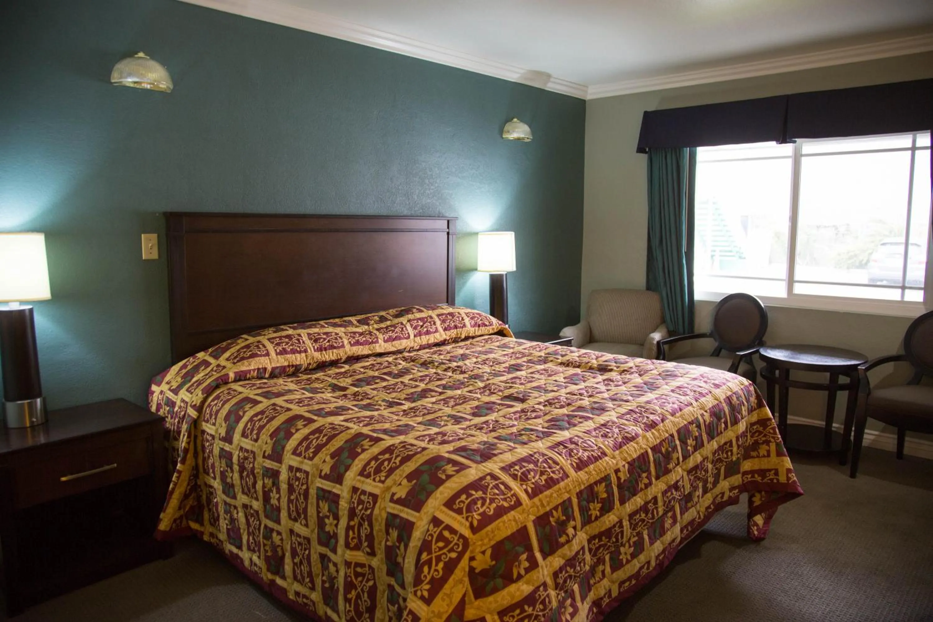 Day, Bed in Sahara Motel