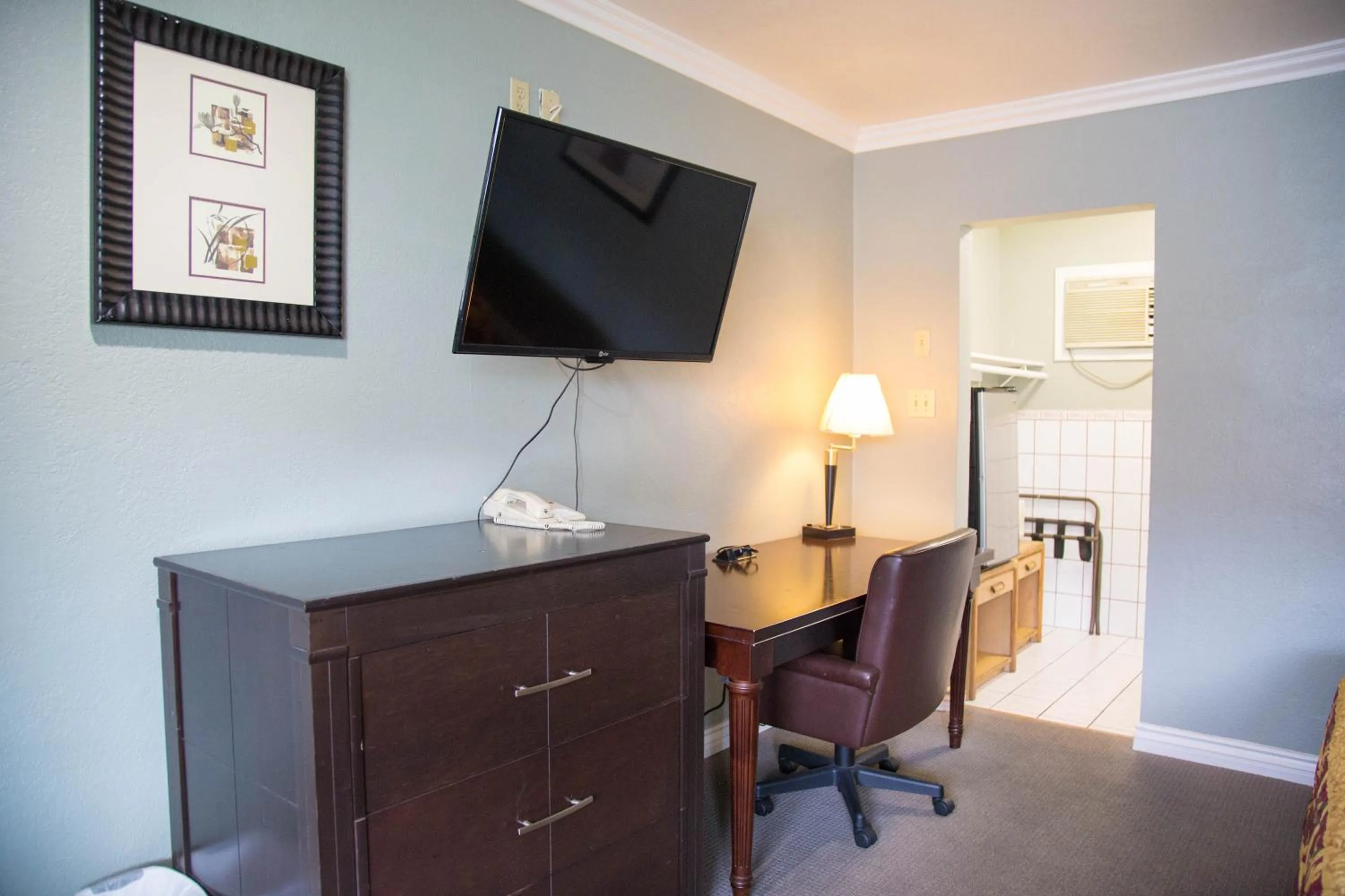 Decorative detail in Sahara Motel