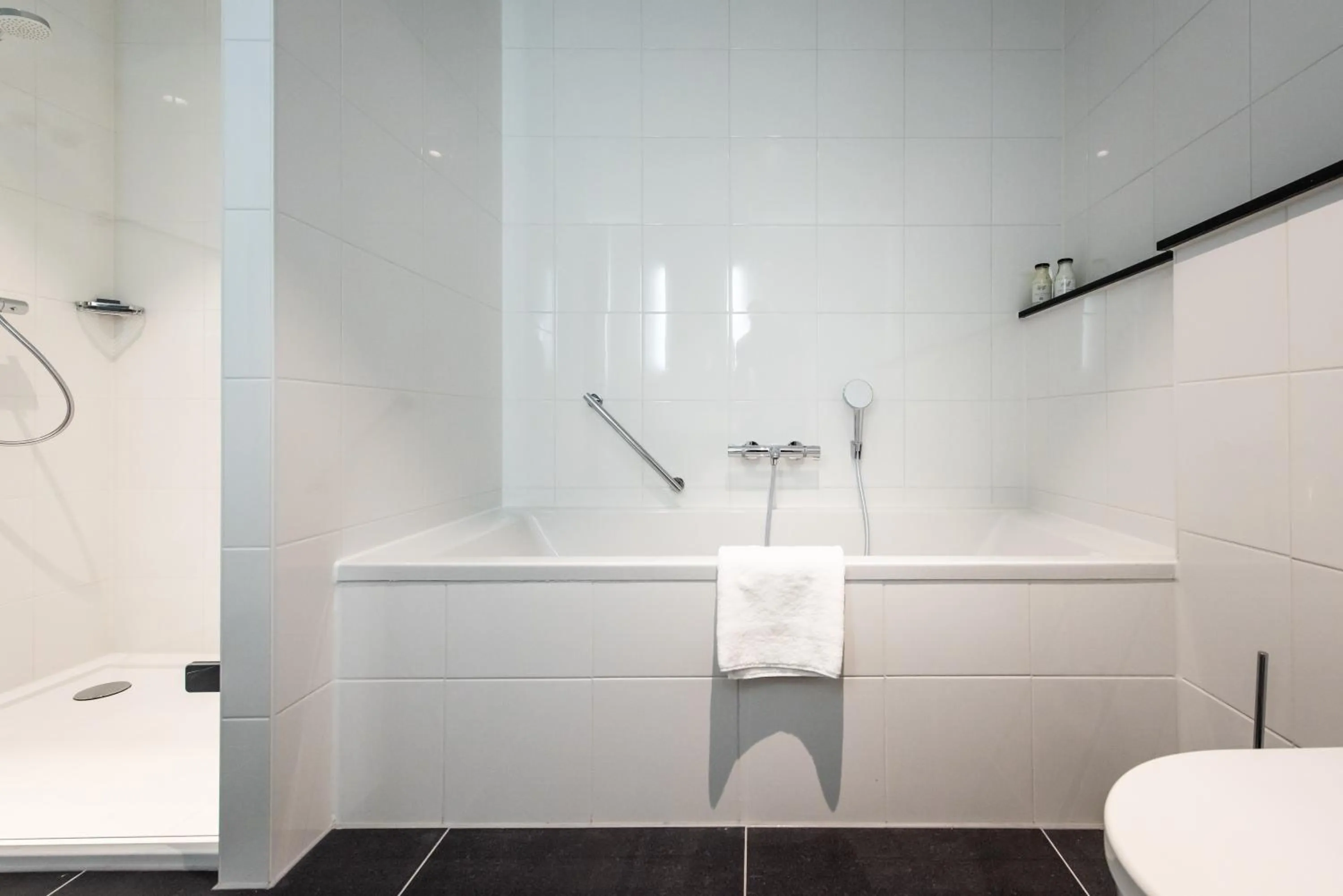 Bathroom in Numa Amsterdam Docklands