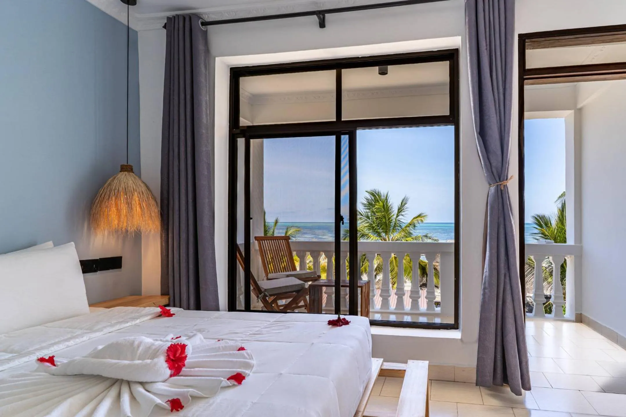 Bed in Marea Boutique Hotel