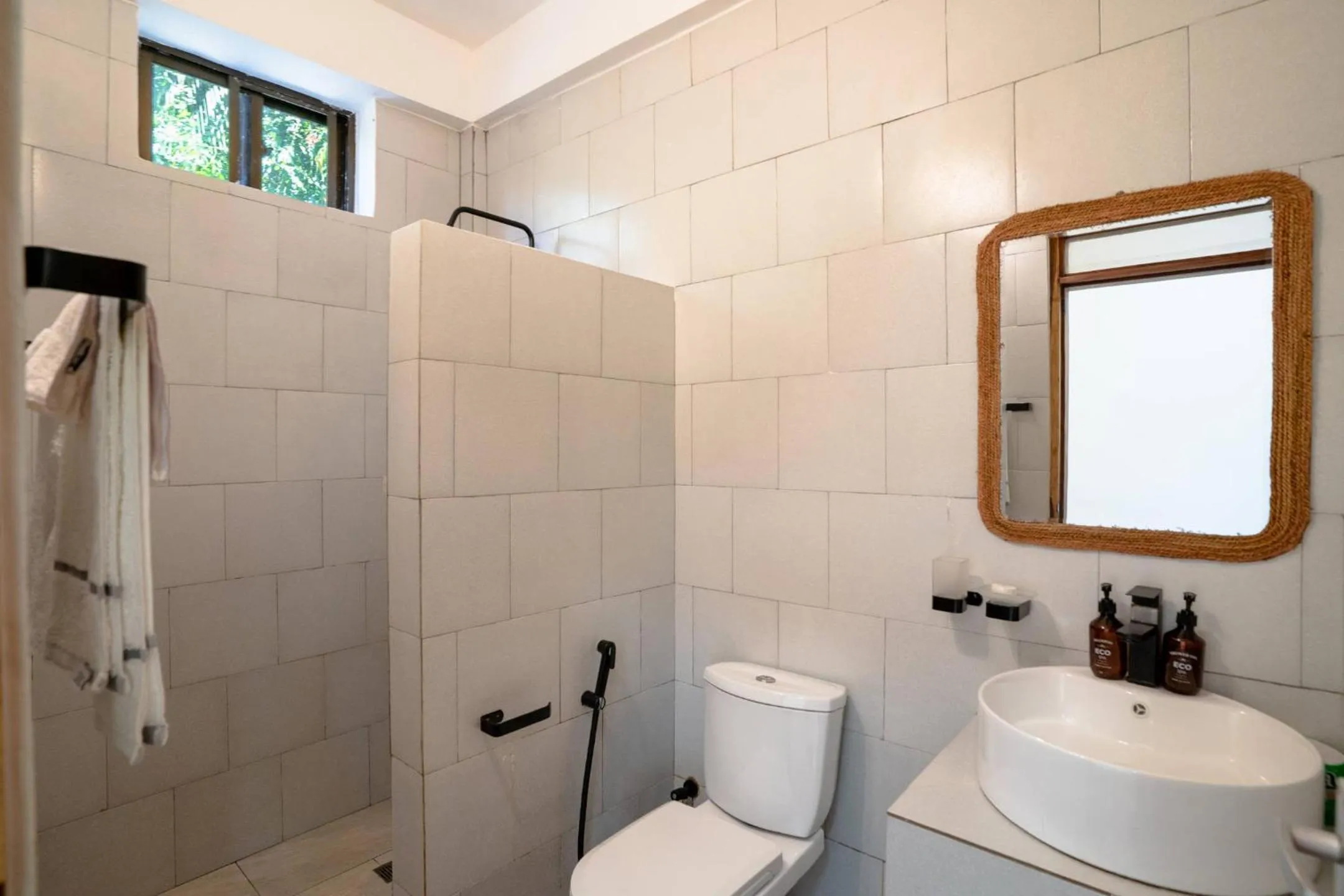 Shower in Marea Boutique Hotel