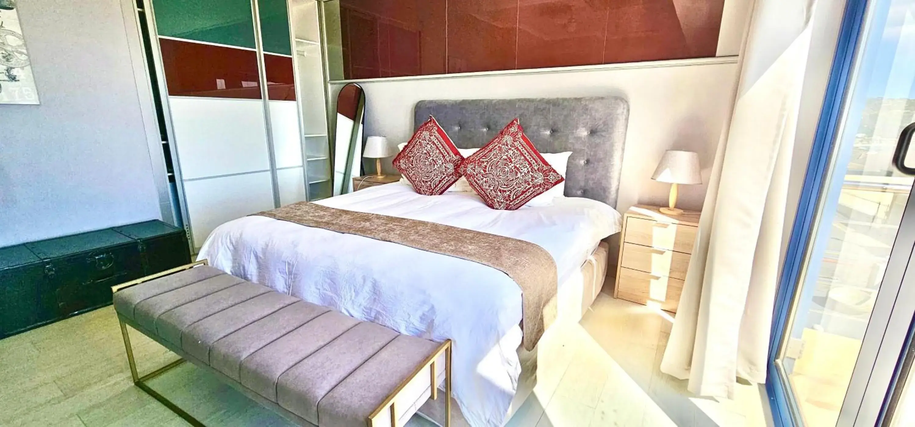 Deluxe King Suite in Magellans Hotel Deluxe King Suite in Magellans Hotel