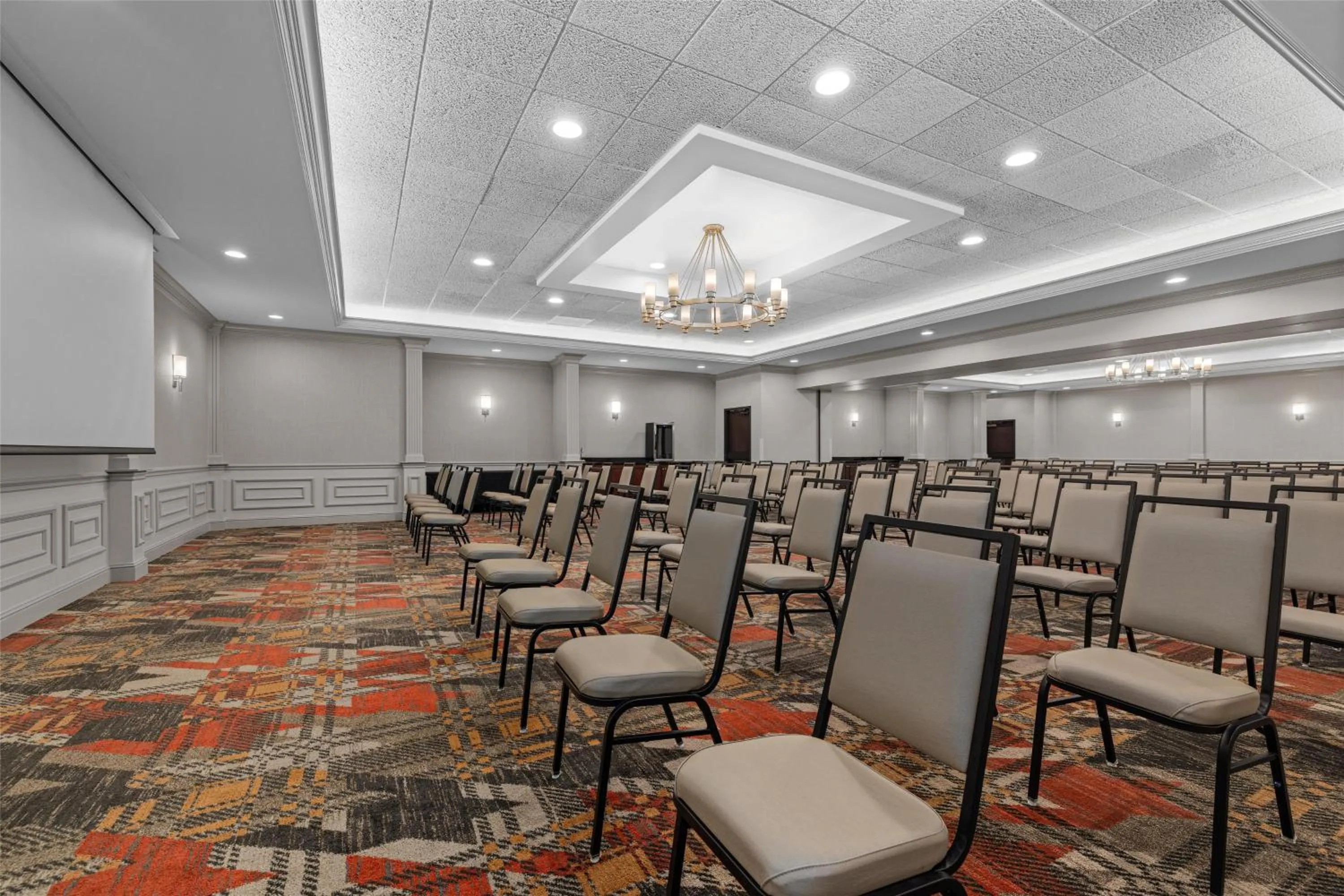 Meeting/conference room in Drury Plaza Hotel St Louis Creve Coeur