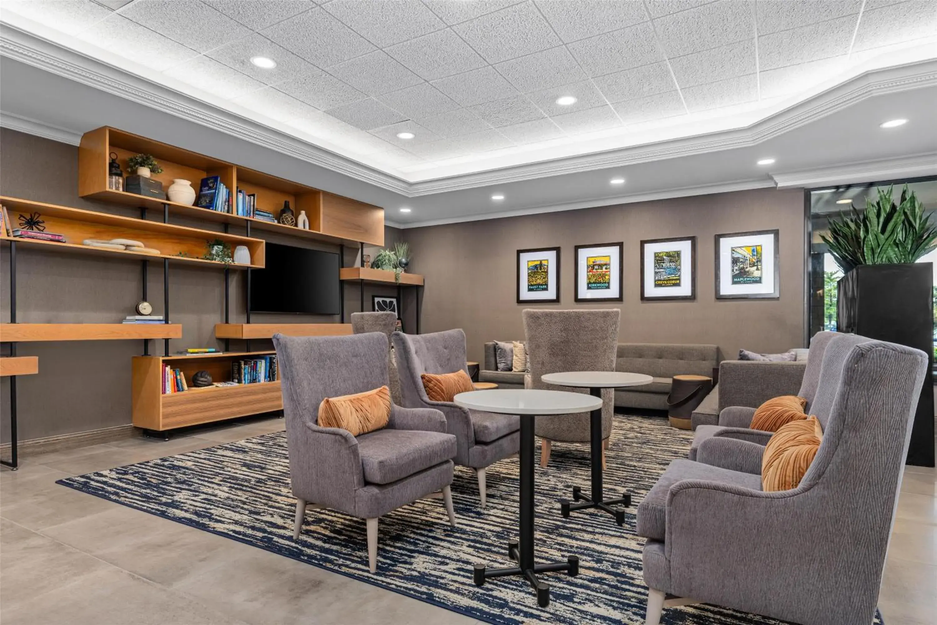 Lobby or reception in Drury Plaza Hotel St Louis Creve Coeur Lobby or reception in Drury Plaza Hotel St Louis Creve Coeur