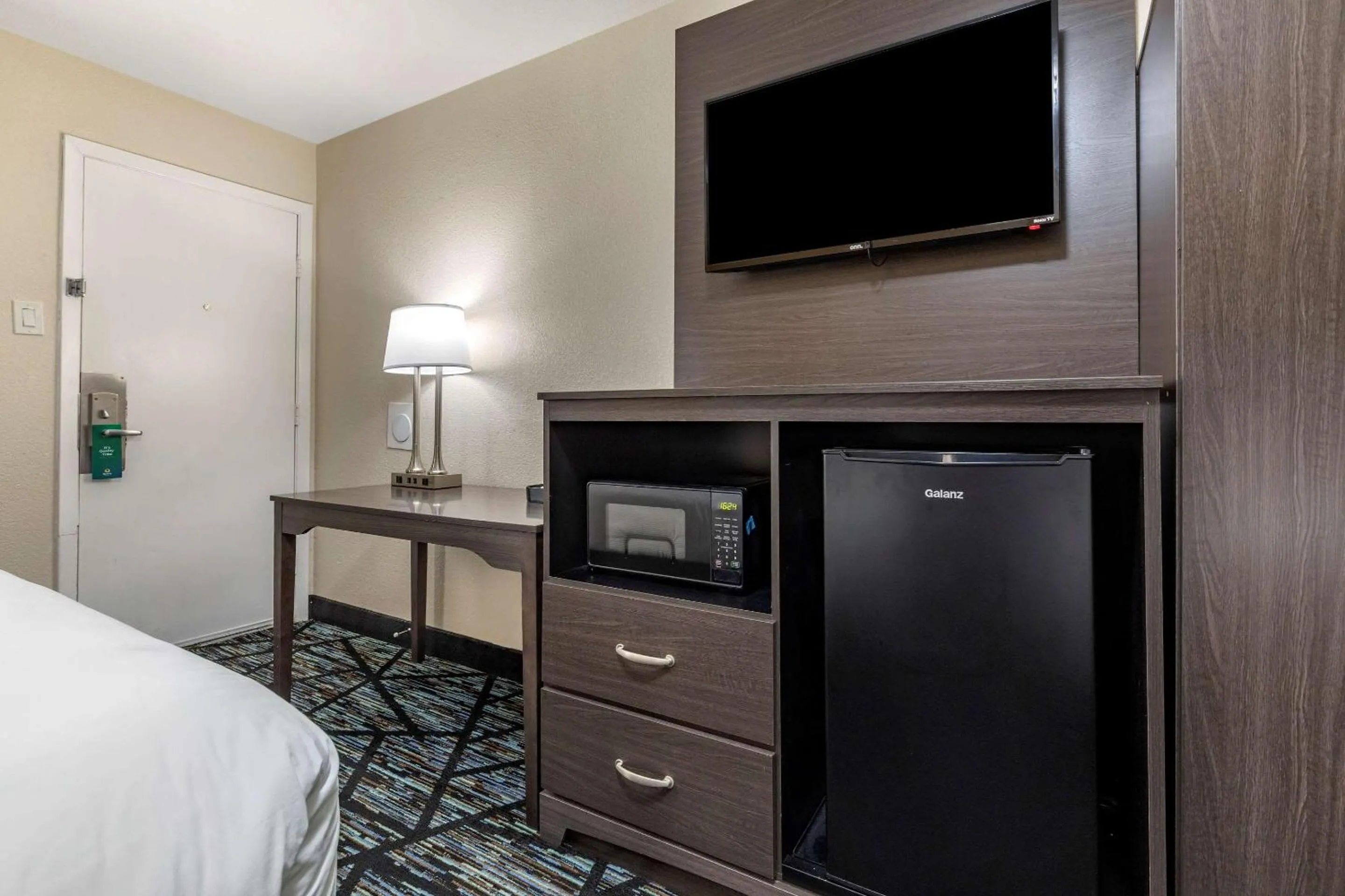 Bedroom, Bed in Quality Inn Cameron