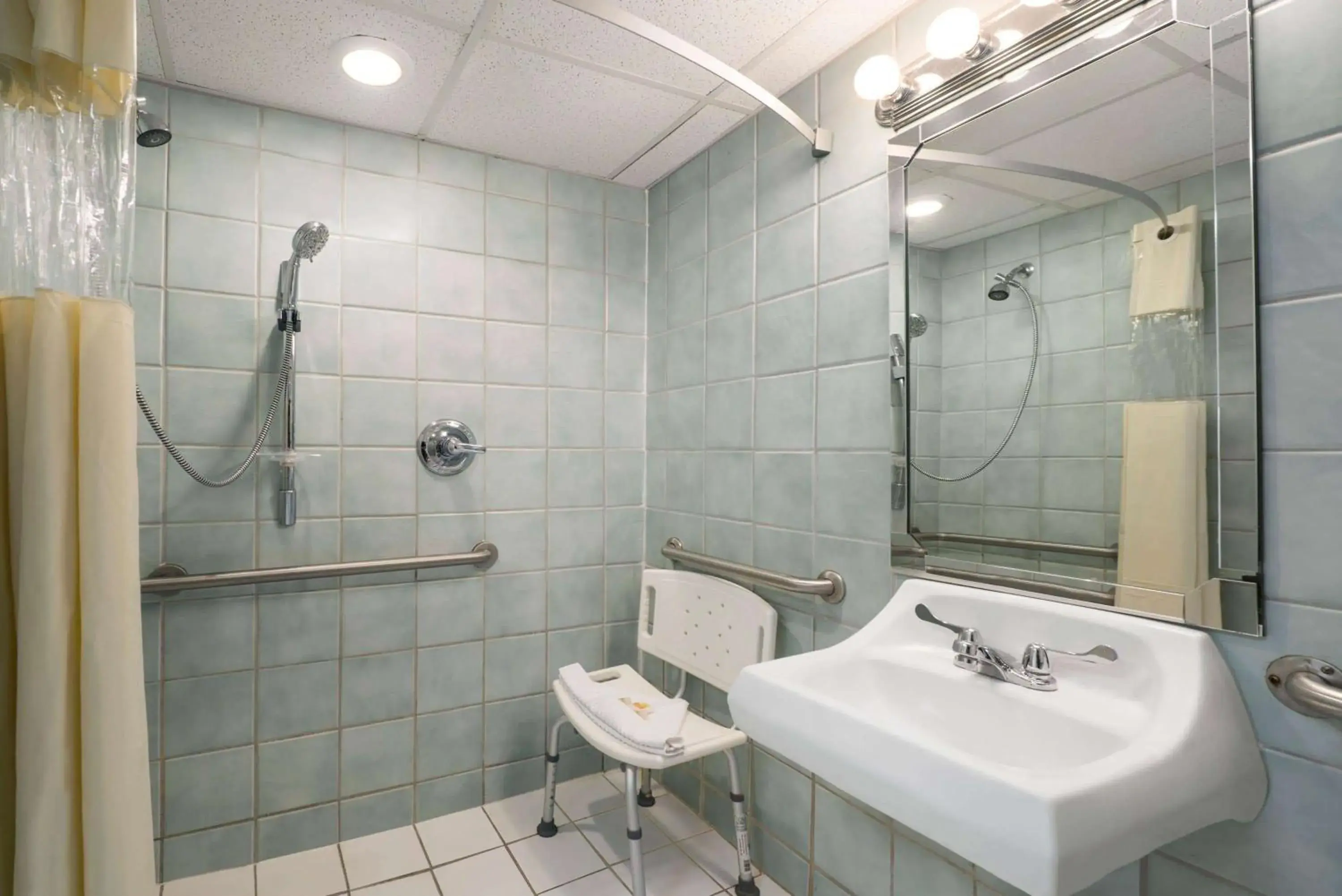 Photo of the whole room in Days Inn by Wyndham Panama City Beach Beachfront Resort Photo of the whole room in Days Inn by Wyndham Panama City Beach Beachfront Resort