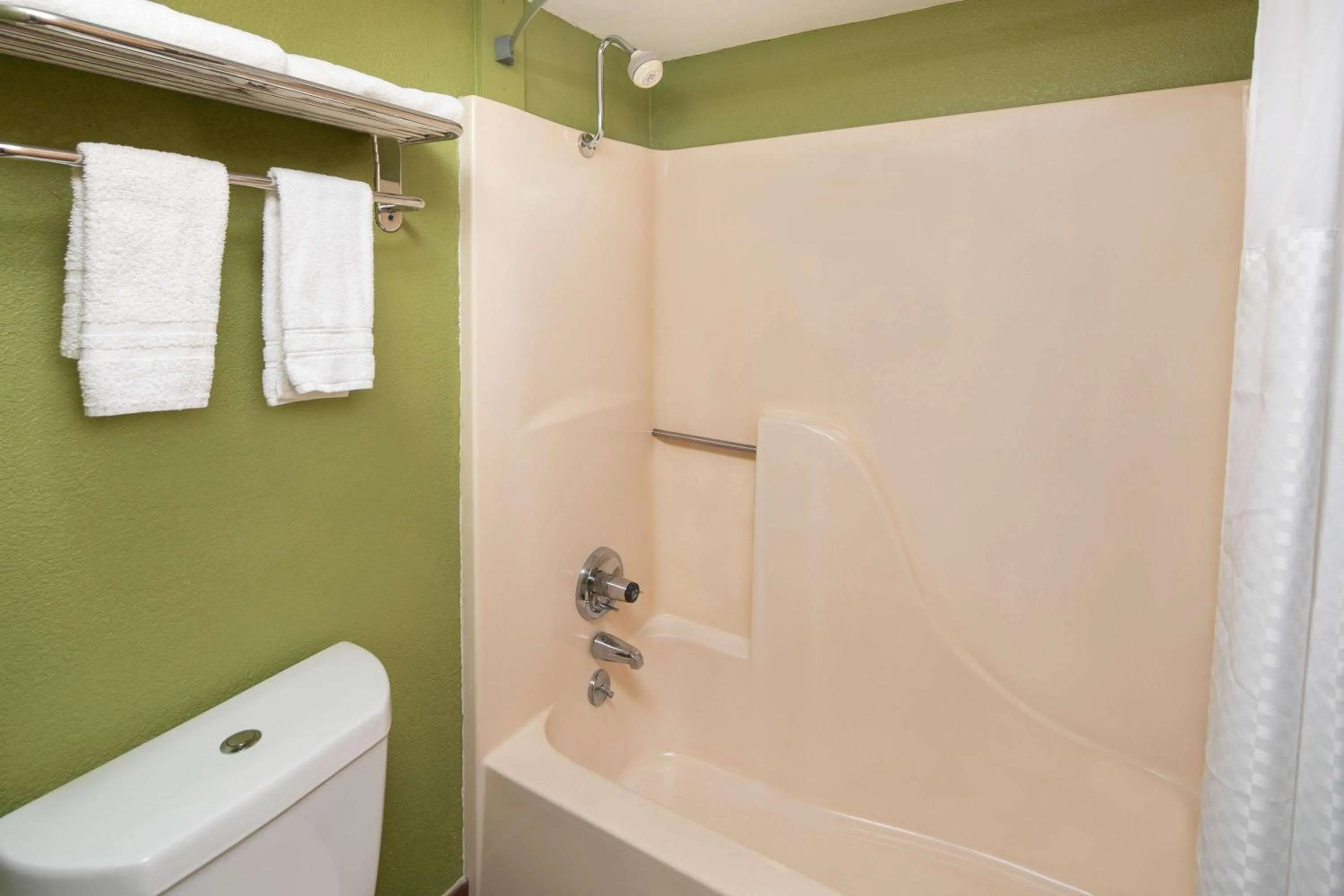 Bathroom in Days Inn by Wyndham Tupelo