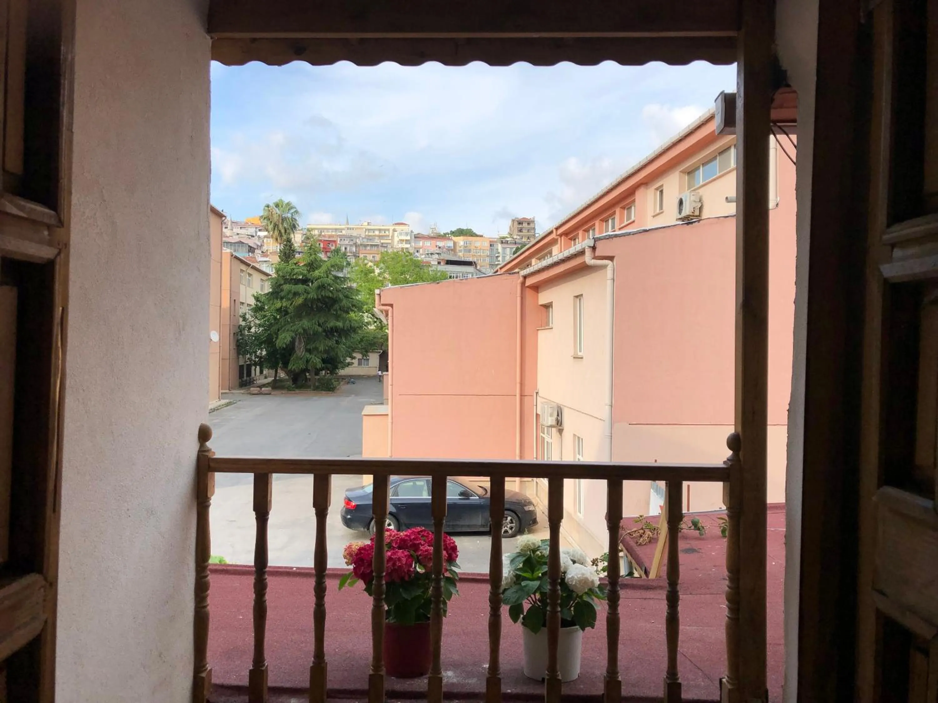 Balcony/Terrace in Enderun by Otantik Suites