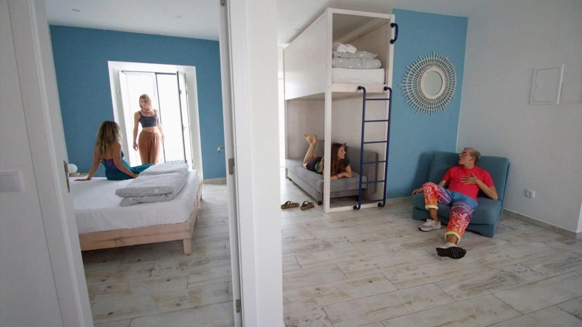 People, Bed in WOT Peniche Social