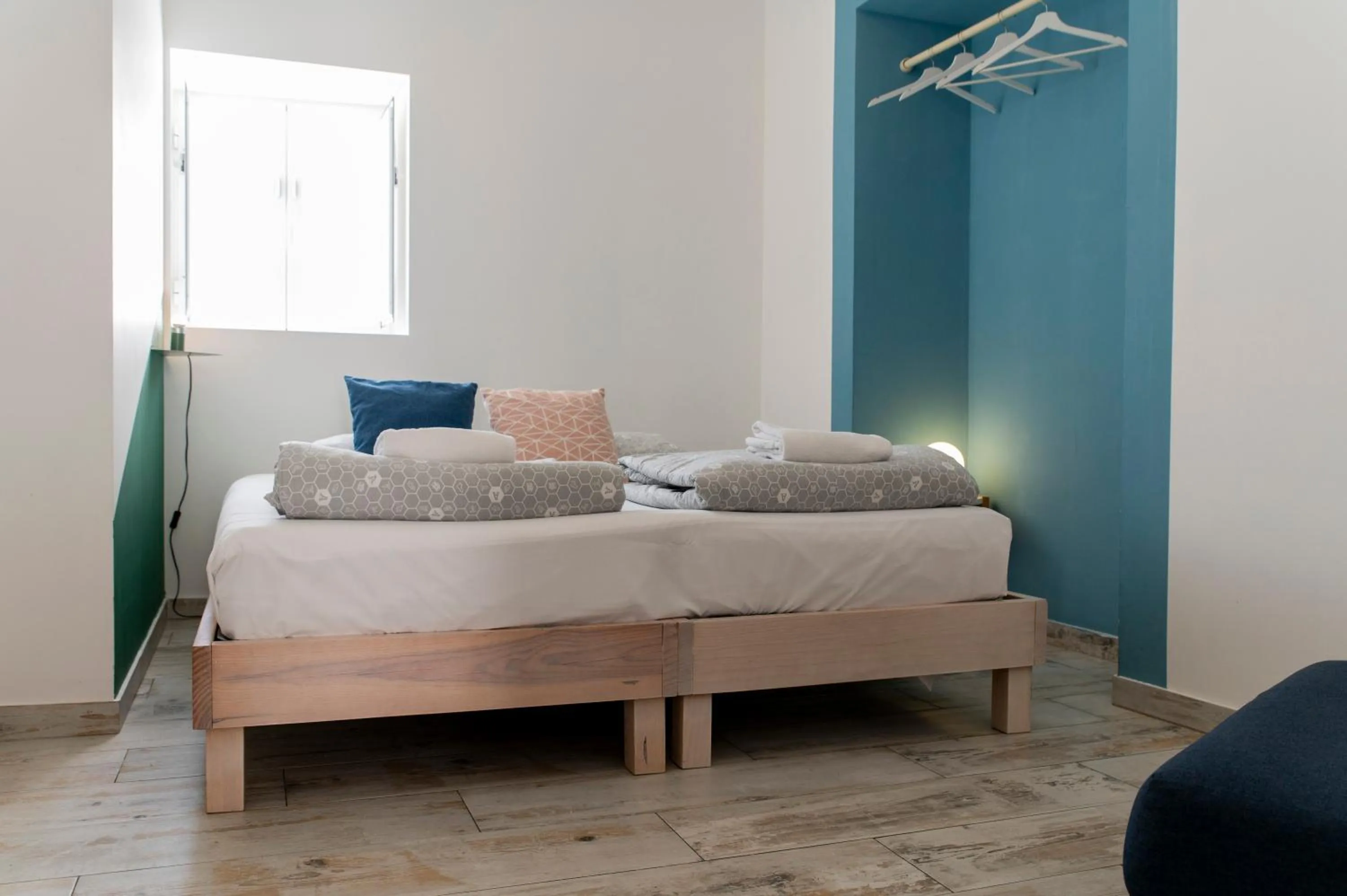 Bed in WOT Peniche Social