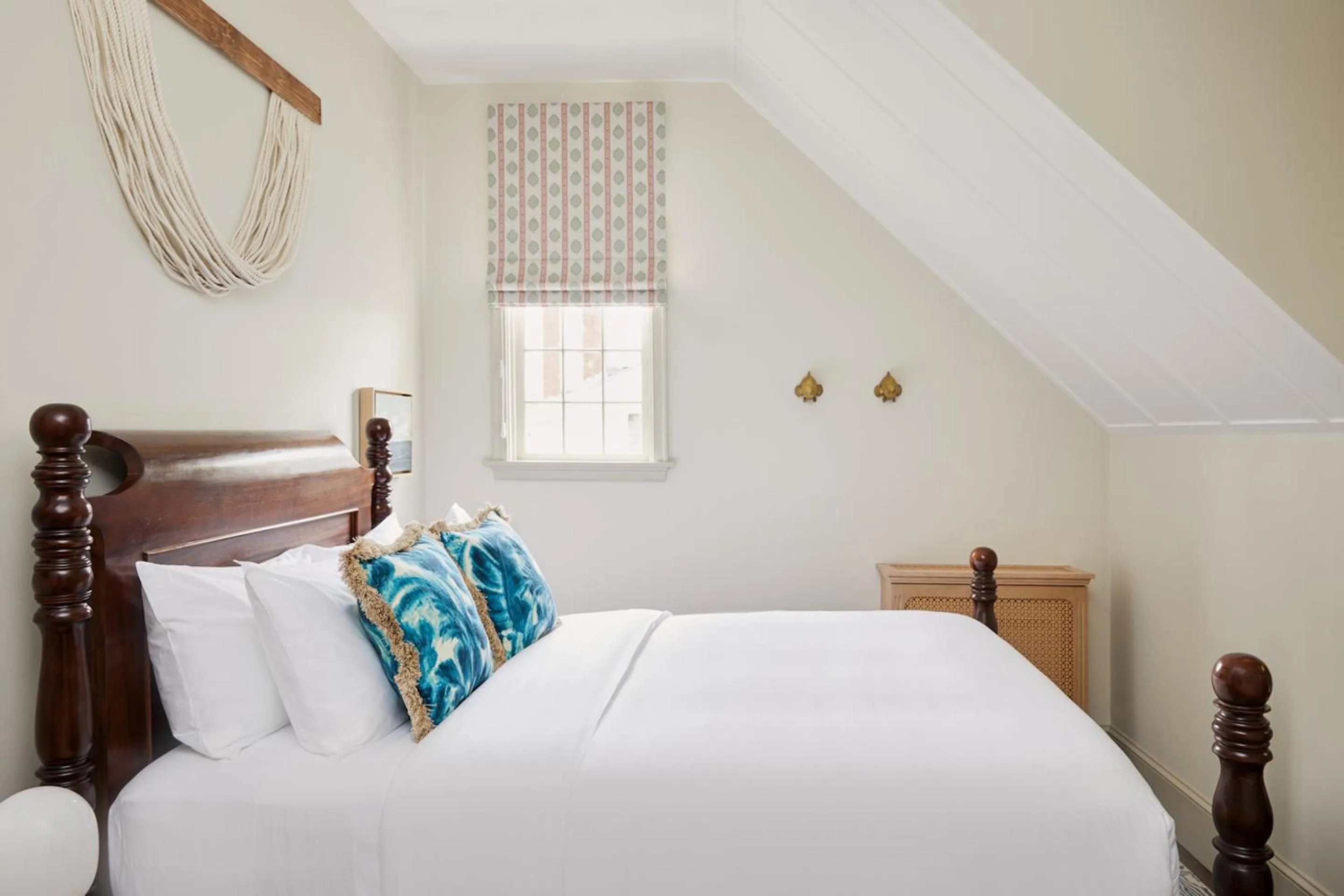 Bed in Faraway Nantucket