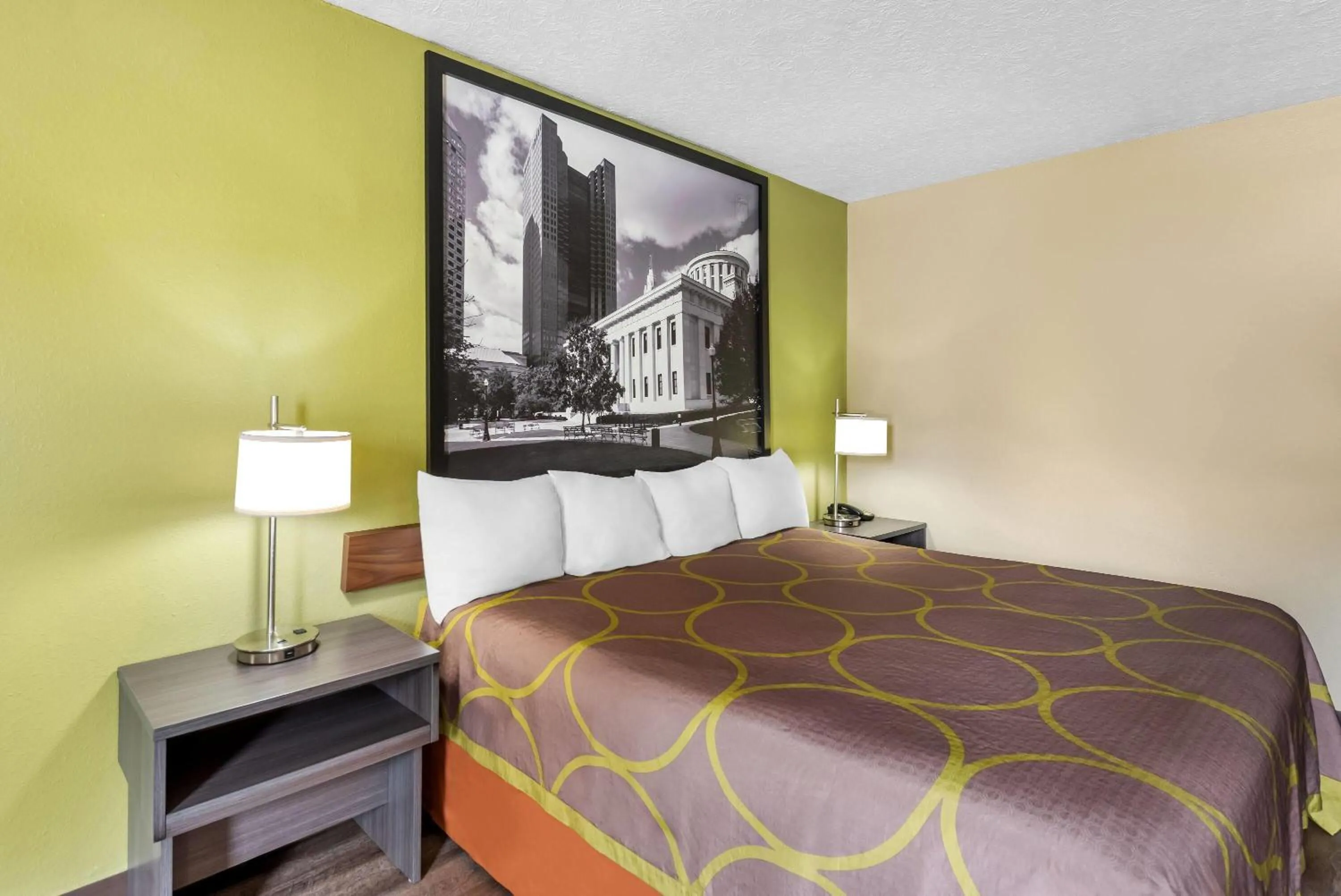 Bed in Super 8 by Wyndham Bellefontaine