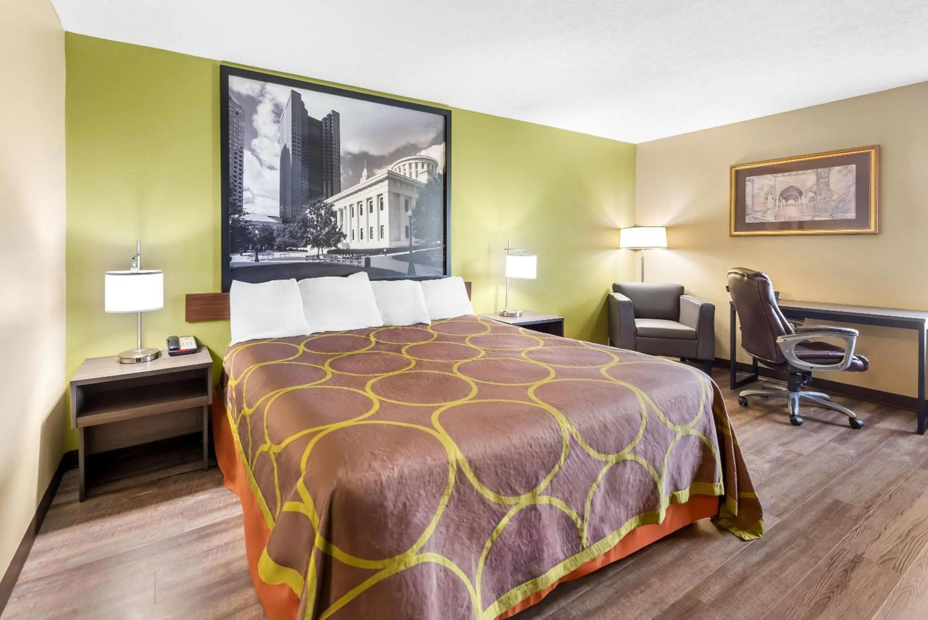 Bed in Super 8 by Wyndham Bellefontaine