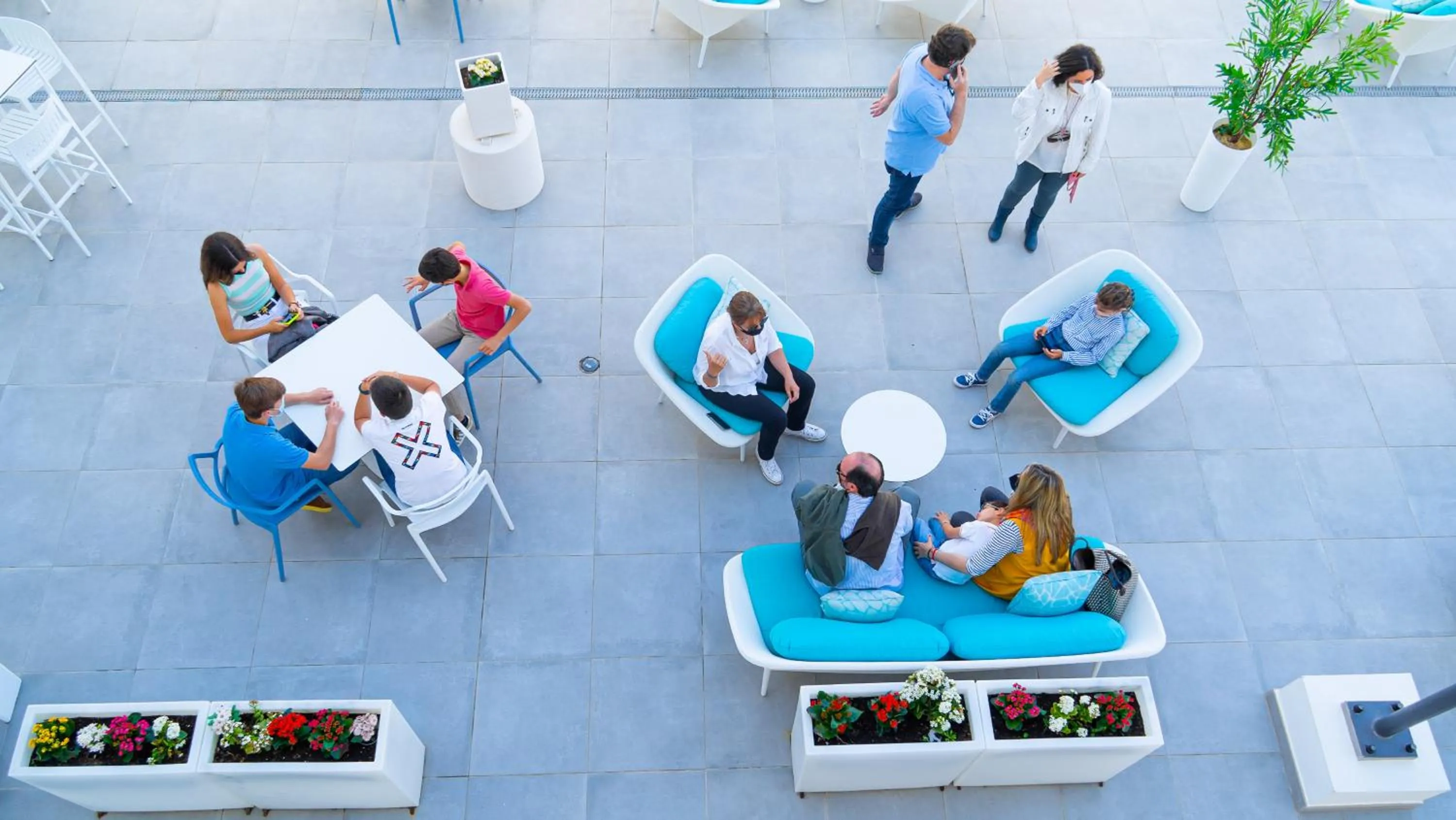 People in Hotel Playa de la Plata