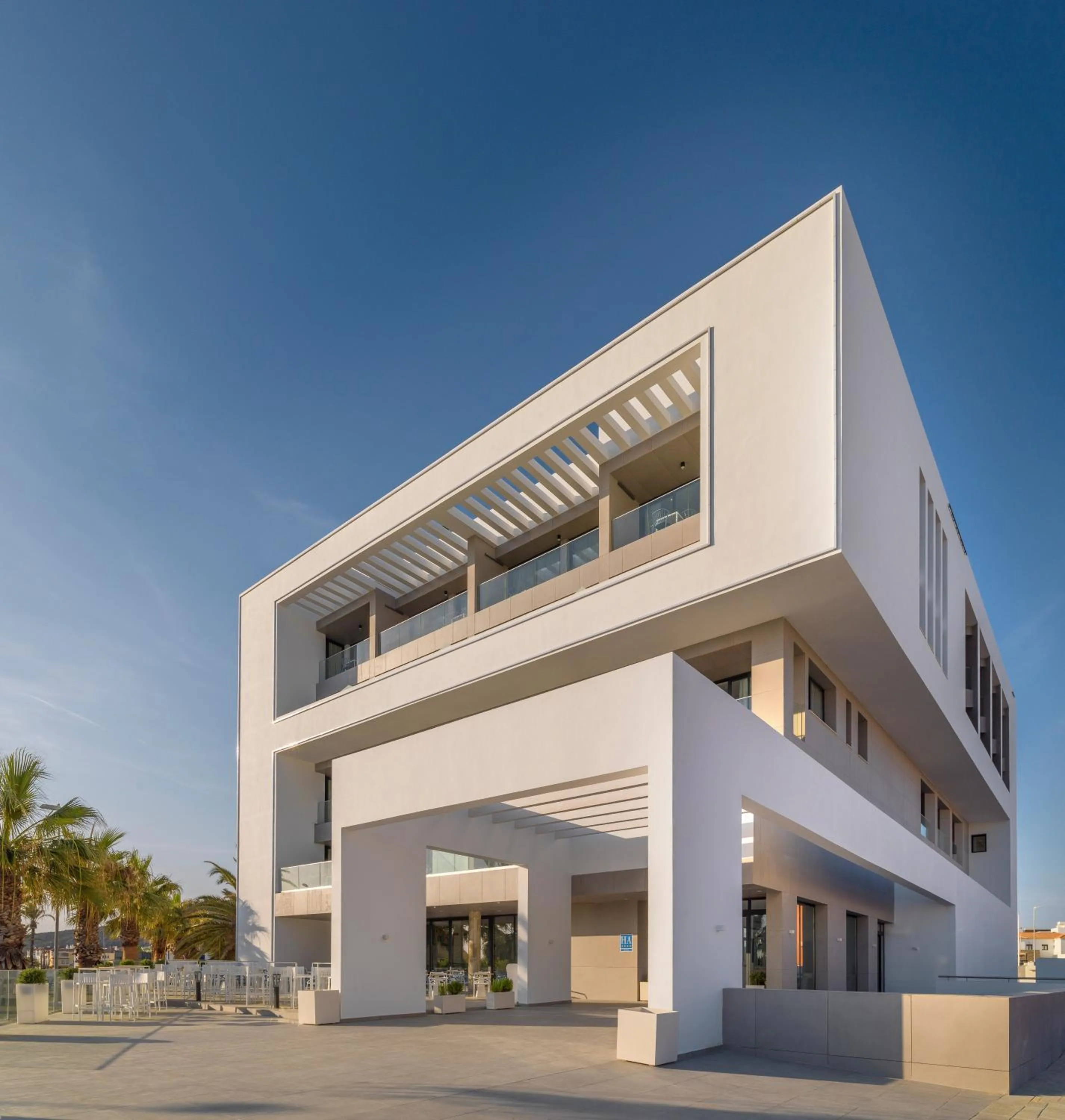 Property building in Hotel Playa de la Plata