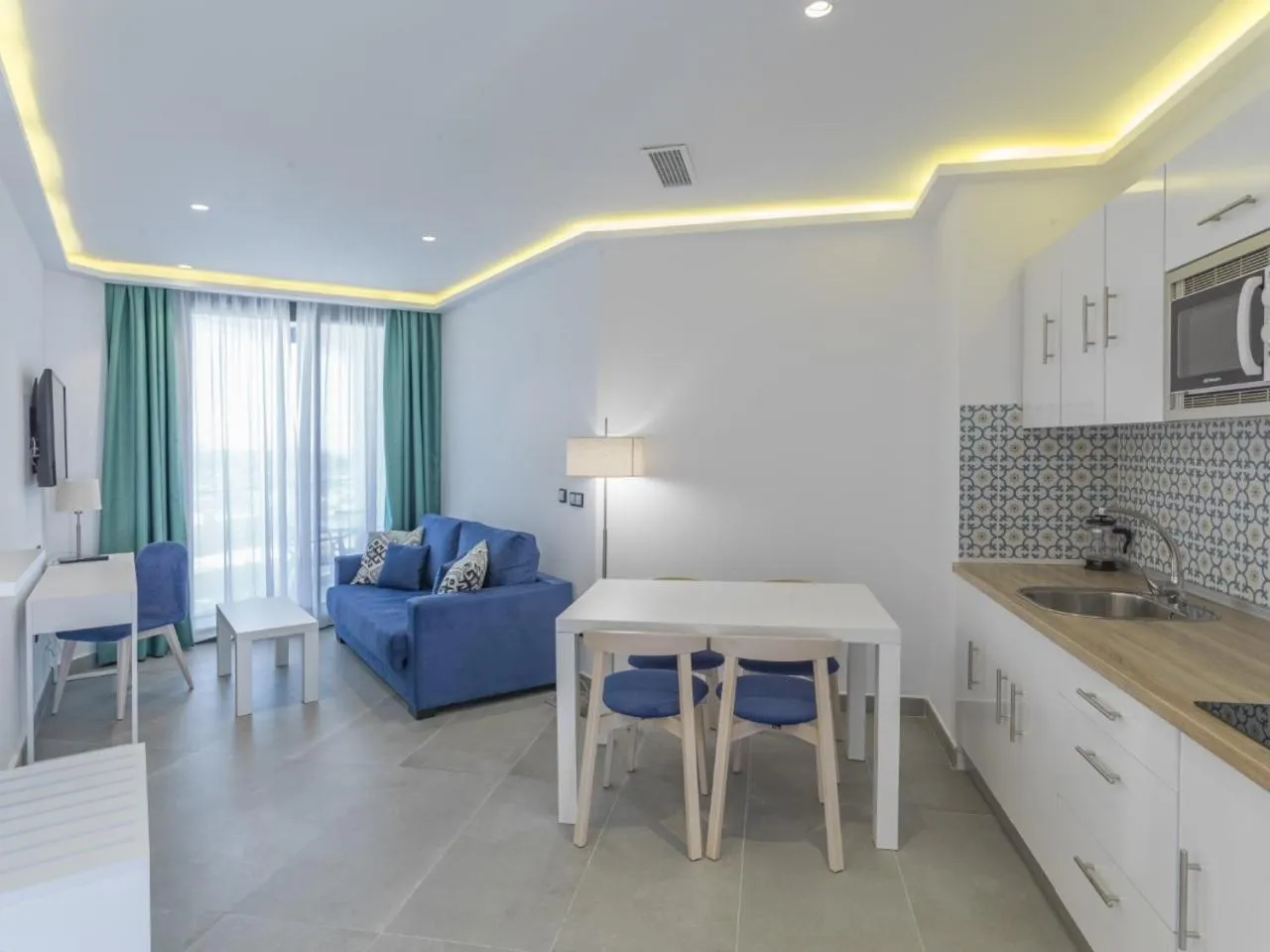 Kitchen or kitchenette in Hotel Playa de la Plata