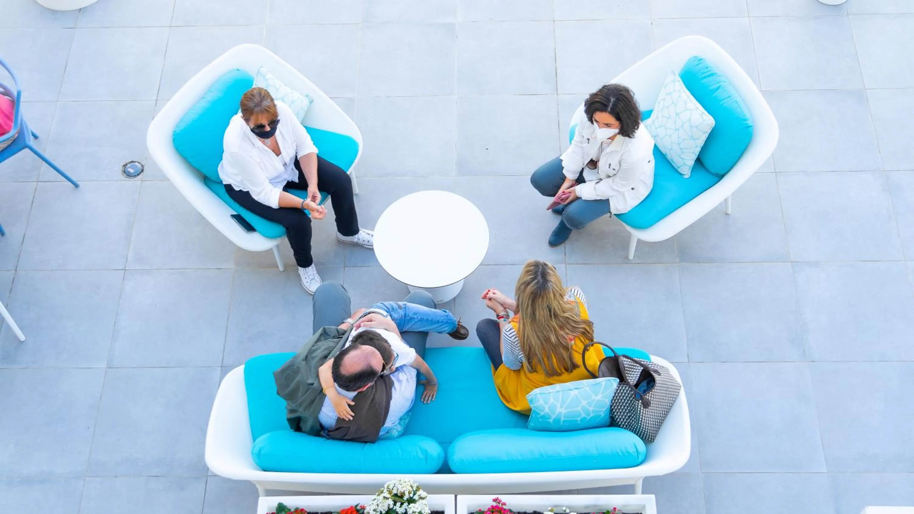 People in Hotel Playa de la Plata