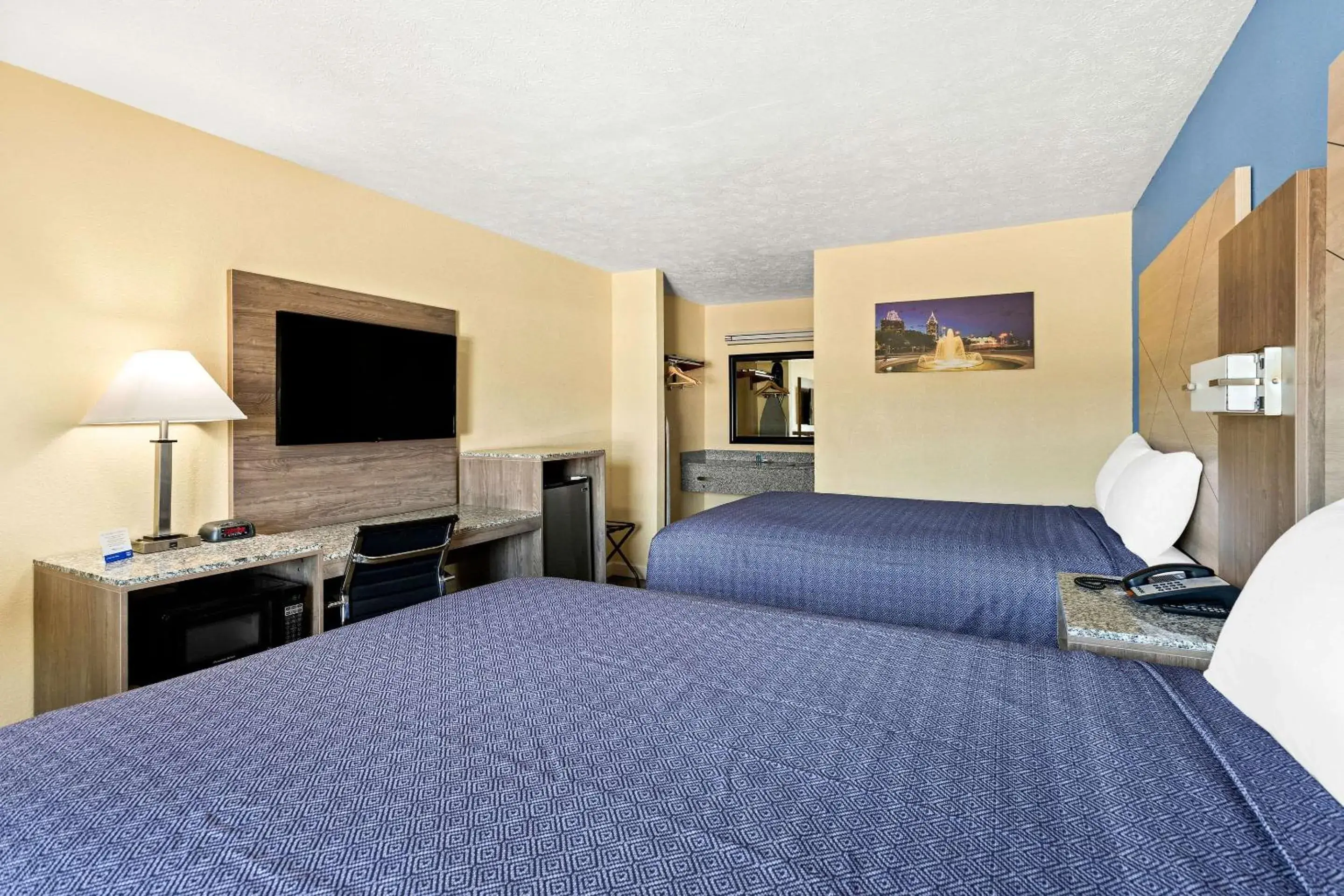 Bed in Rodeway Inn Oxford Bed in Rodeway Inn Oxford