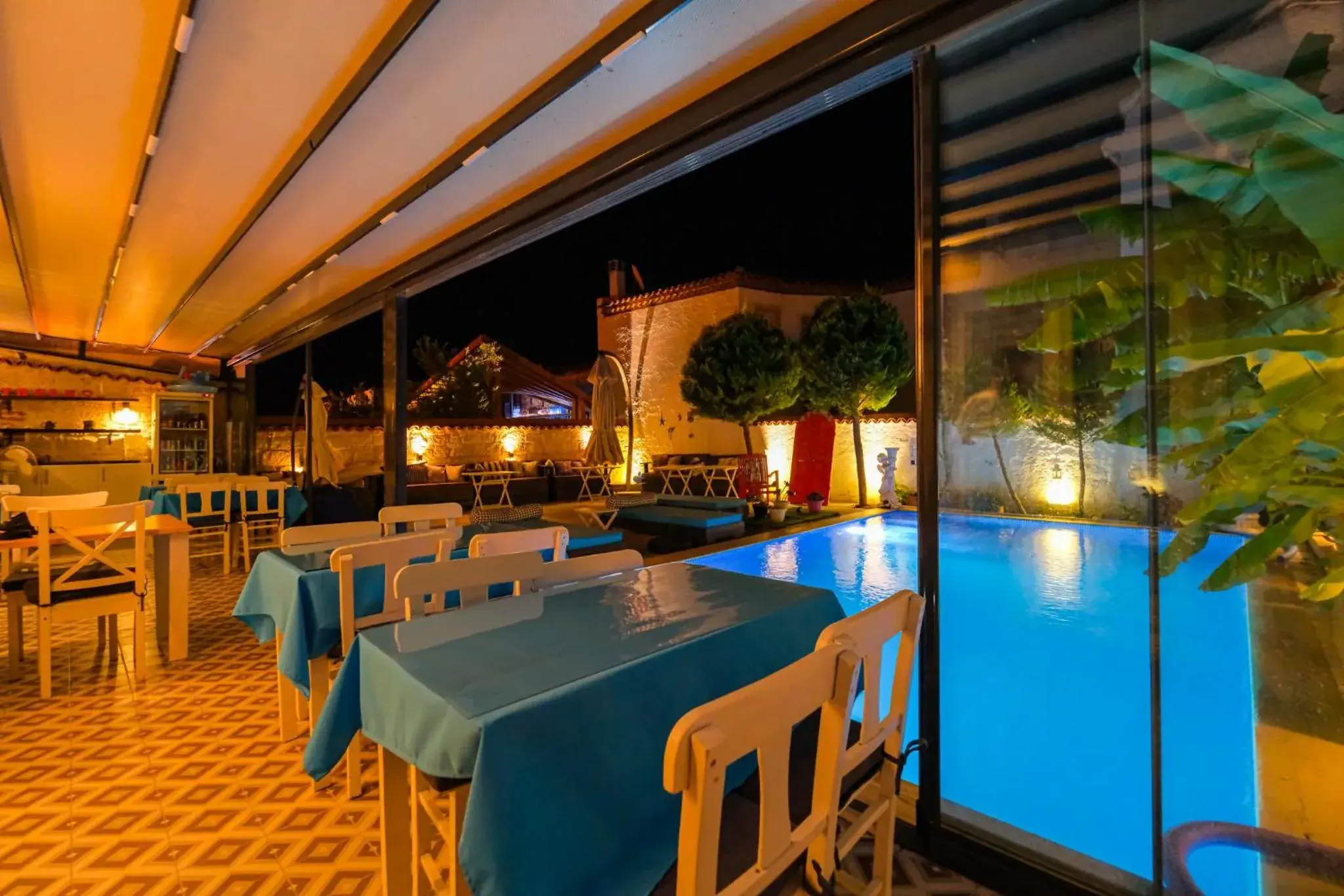 Restaurant/places to eat in Kybele Suites Alaçatı Restaurant/places to eat in Kybele Suites Alaçatı