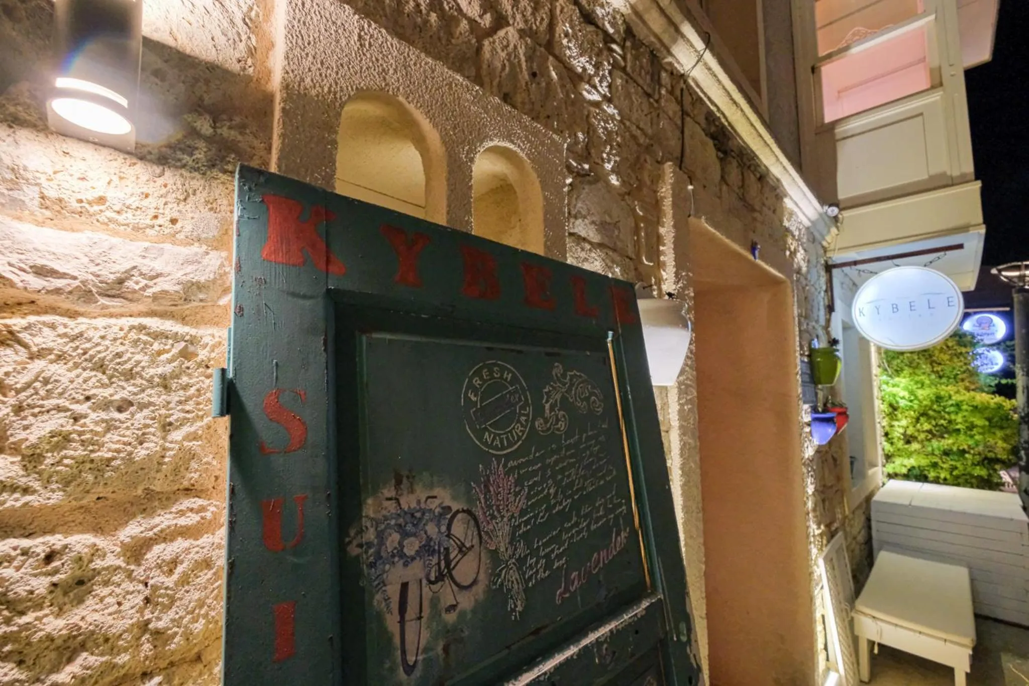 Swimming pool in Kybele Suites Alaçatı