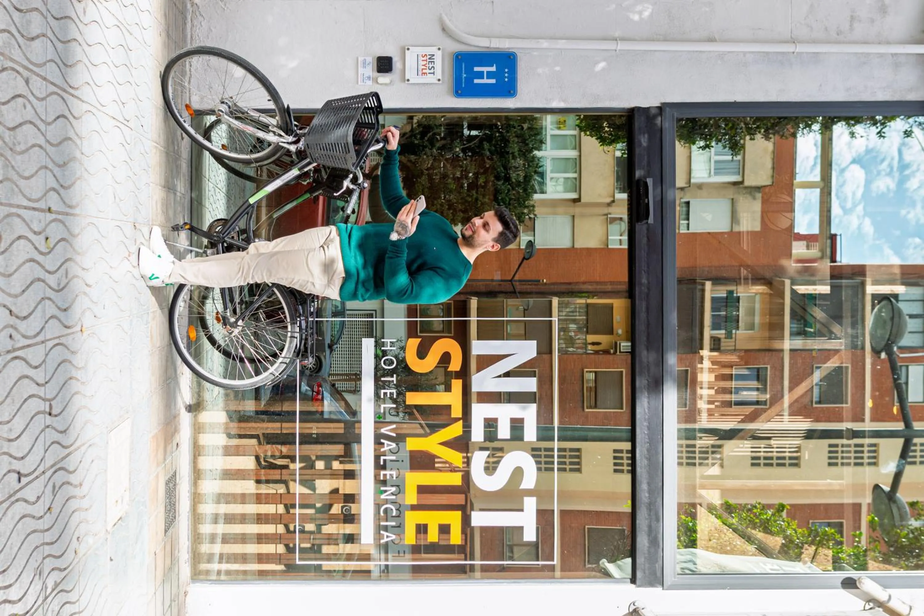 Facade/entrance in Nest Style Valencia