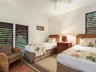 Bed in Kiahuna Plantation Resort Kauai by OUTRIGGER Bed in Kiahuna Plantation Resort Kauai by OUTRIGGER