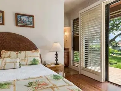 Bed in Kiahuna Plantation Resort Kauai by OUTRIGGER Bed in Kiahuna Plantation Resort Kauai by OUTRIGGER