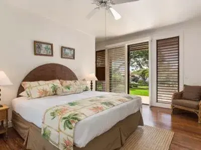 Bed in Kiahuna Plantation Resort Kauai by OUTRIGGER Bed in Kiahuna Plantation Resort Kauai by OUTRIGGER