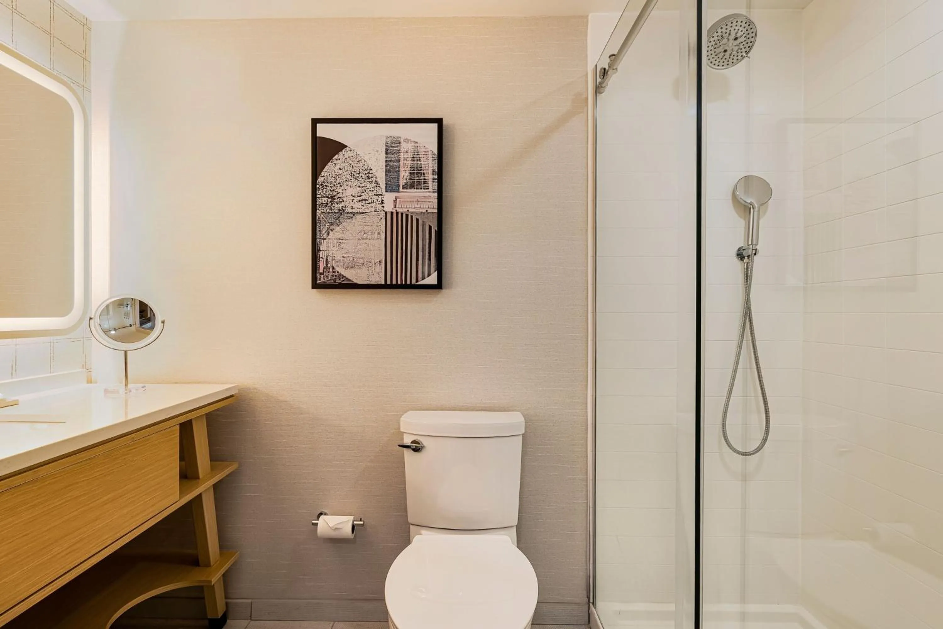 Bathroom in Hotel Preston Nashville Airport