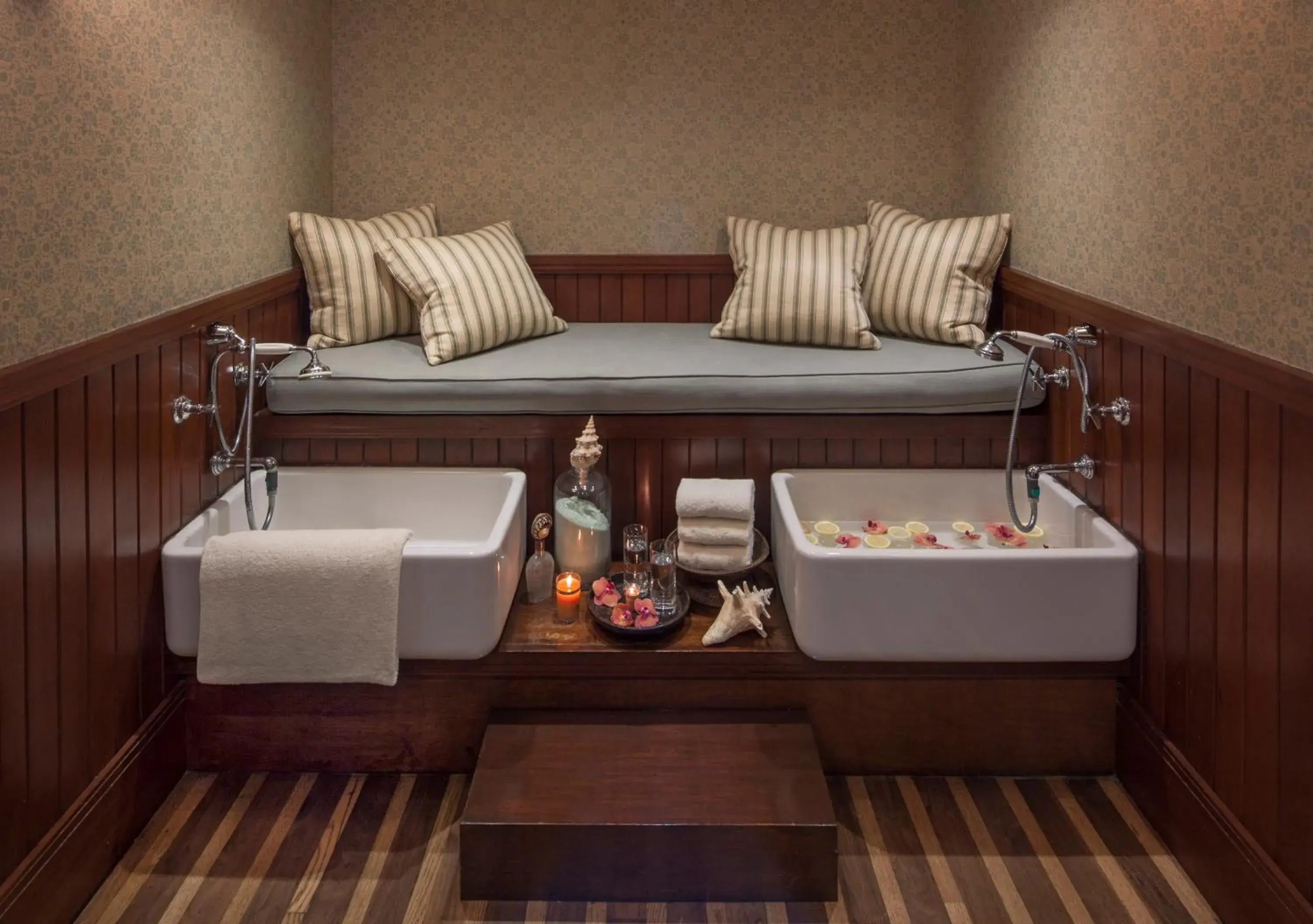 Spa and wellness centre/facilities, Bed in Shutters On The Beach Spa and wellness centre/facilities, Bed in Shutters On The Beach