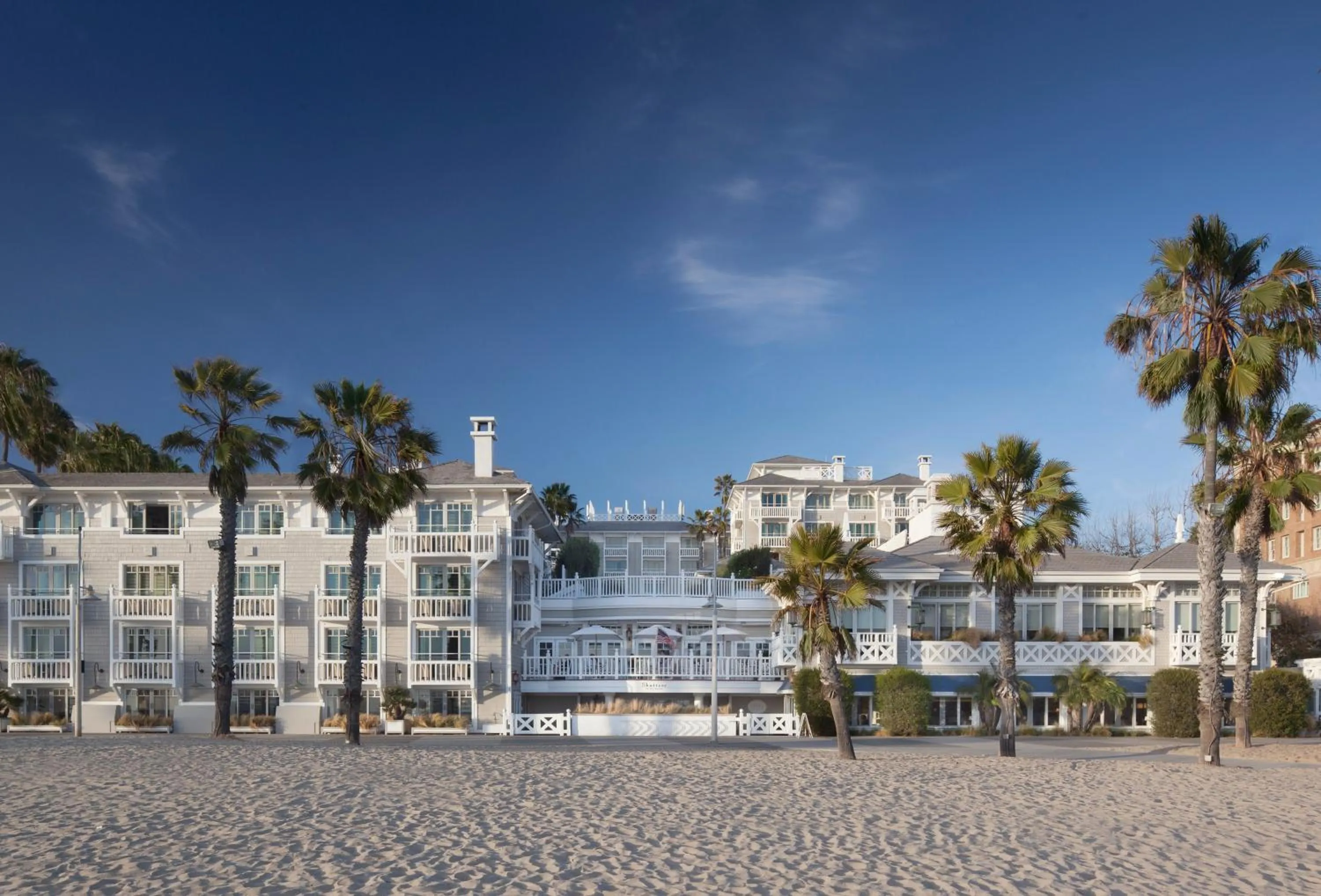 Property building in Shutters On The Beach