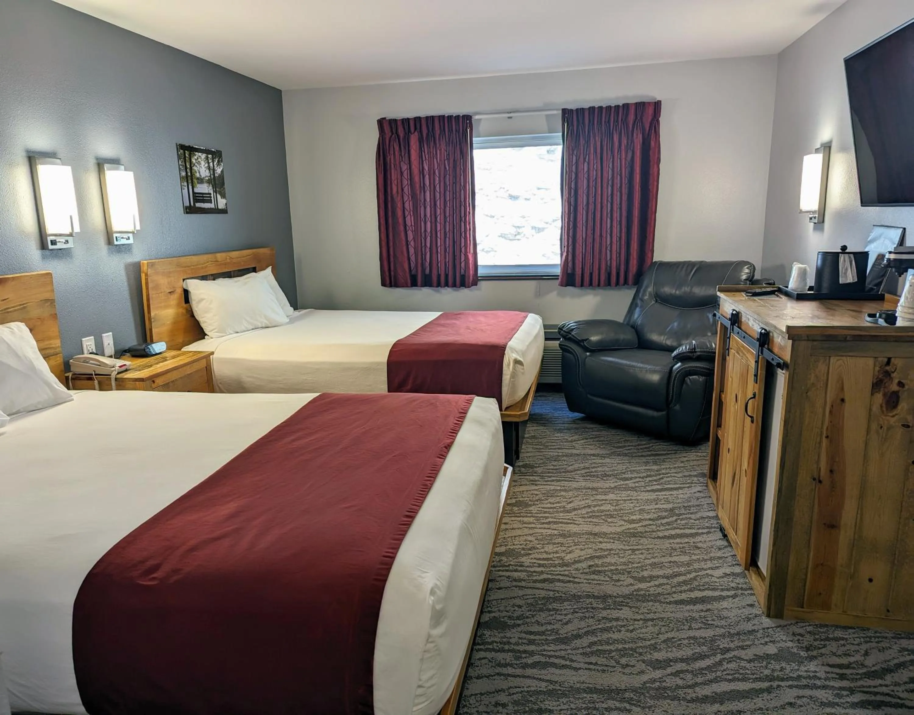 Bedroom, Bed in First Gold Gaming Resort