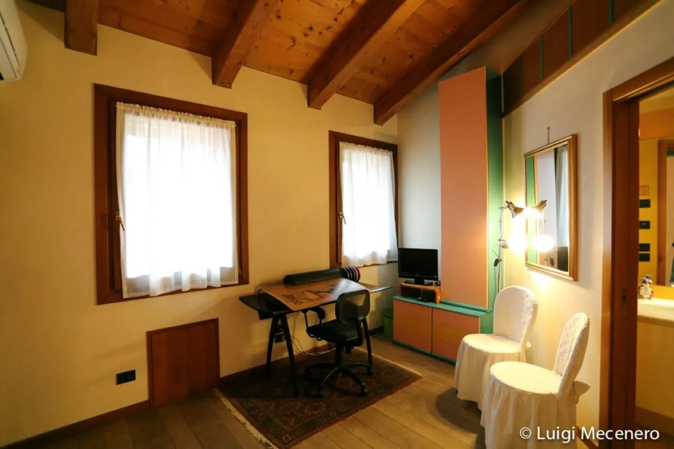 Decorative detail in B&B San Nicolò