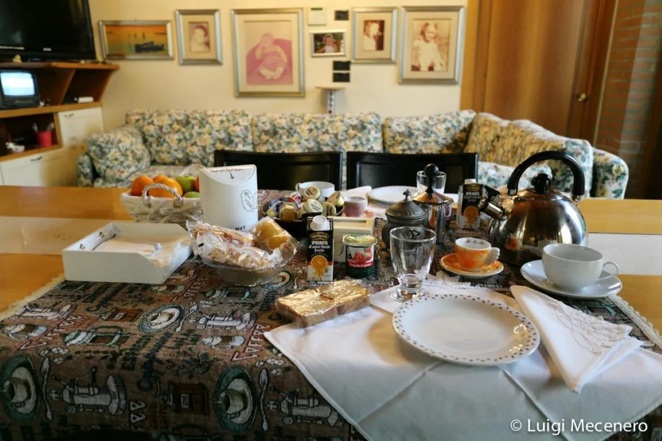 Continental breakfast in B&B San Nicolò