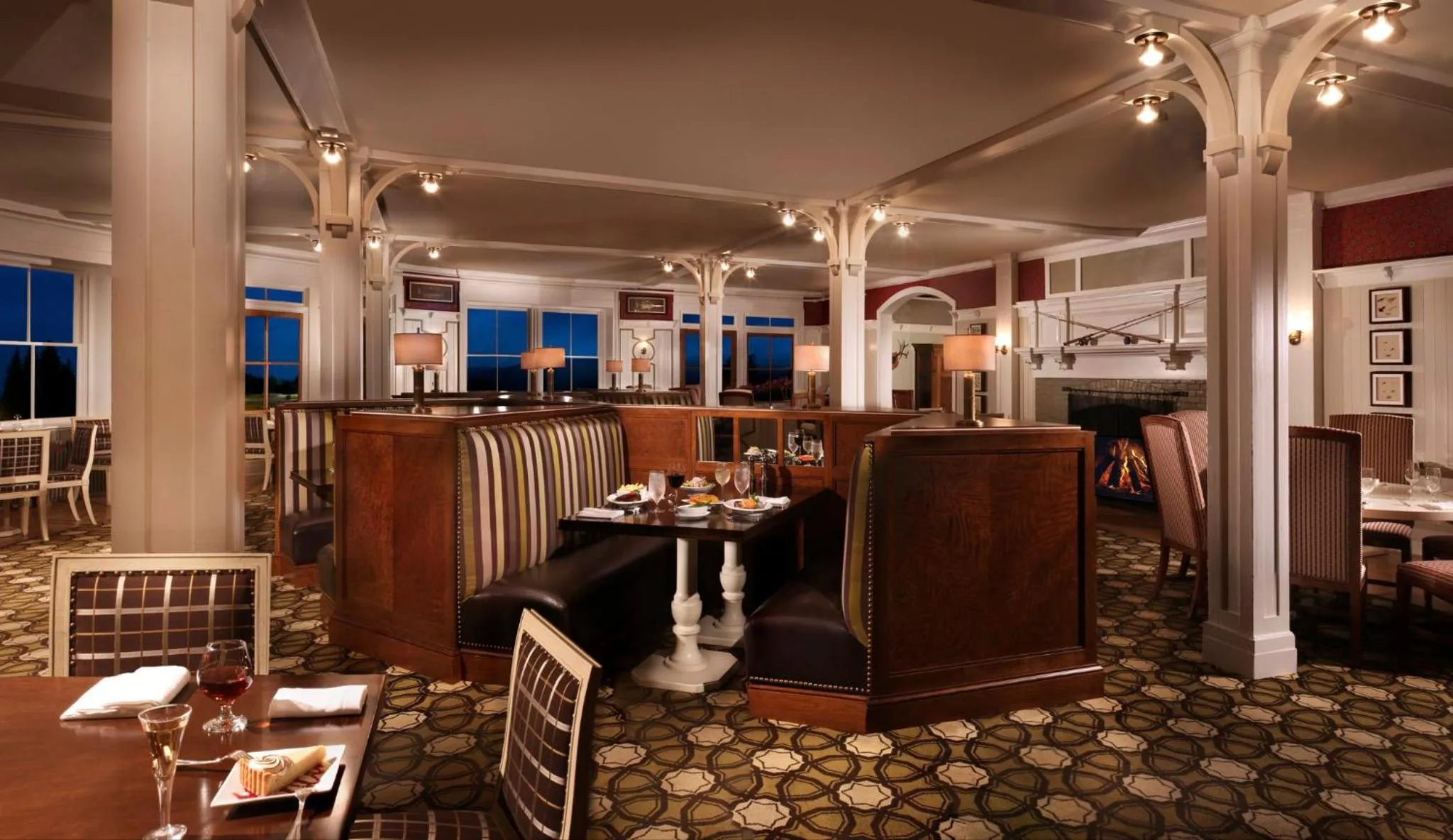 Restaurant/places to eat in Omni Mount Washington Resort & Spa