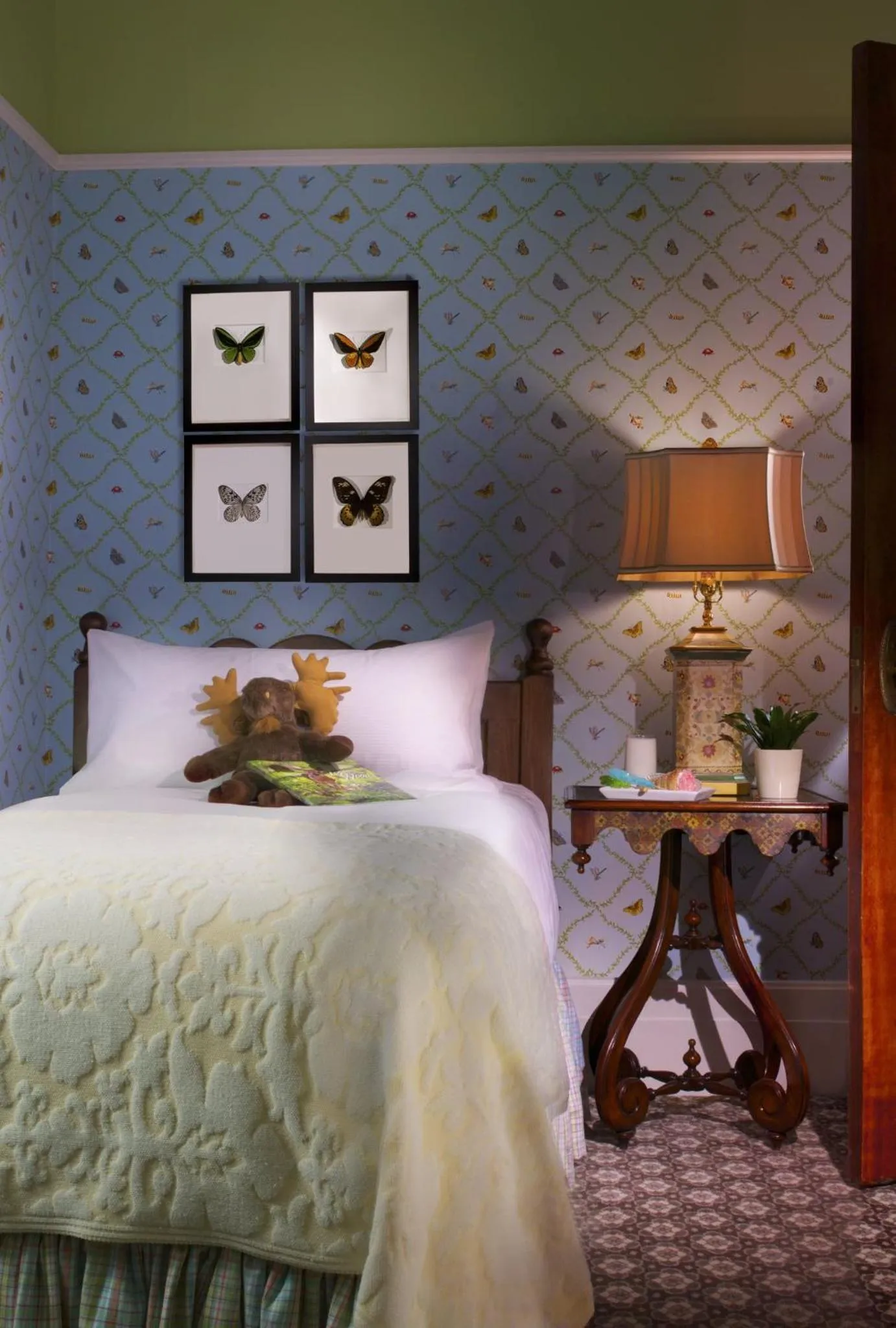 Photo of the whole room, Bed in Omni Mount Washington Resort & Spa