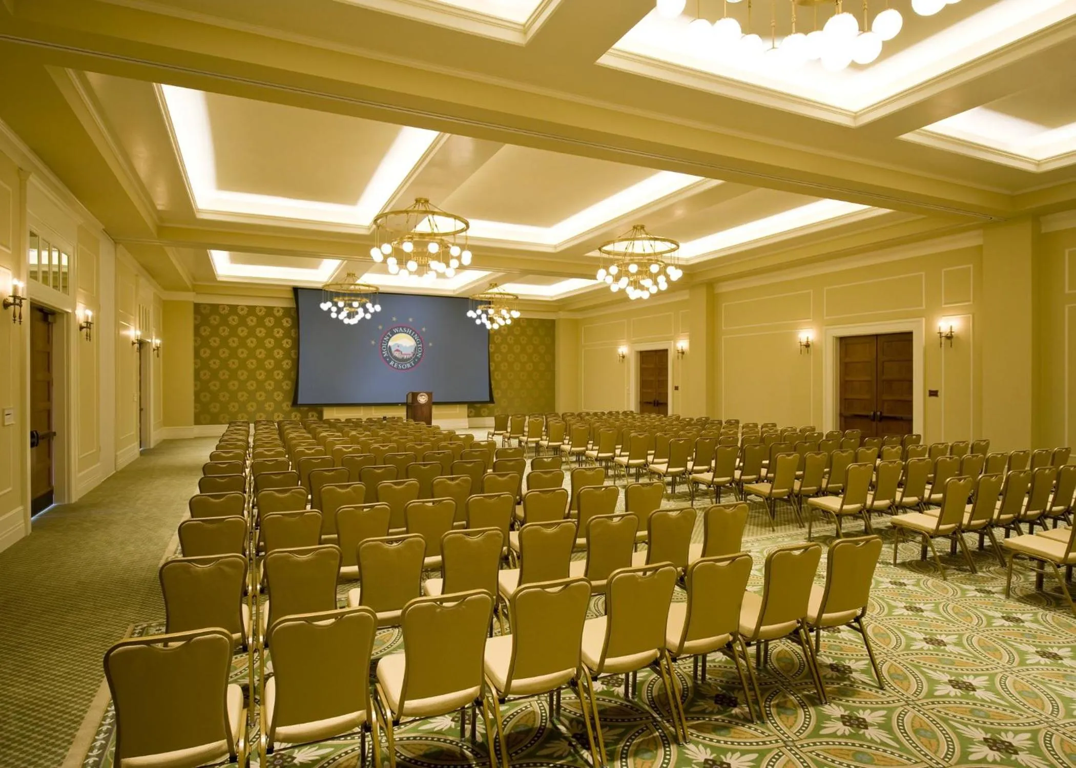 Banquet/Function facilities in Omni Mount Washington Resort & Spa