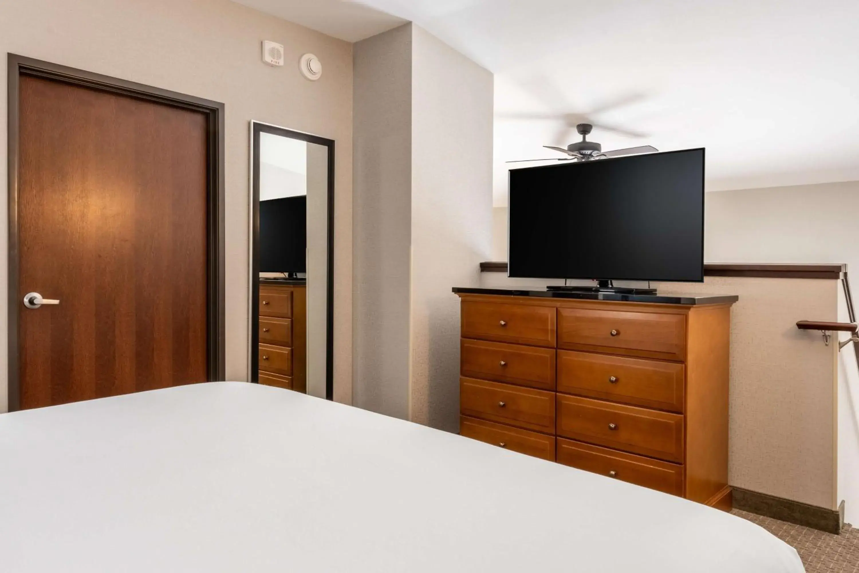 Bedroom, Bed in Drury Plaza Hotel Broadview Wichita Bedroom, Bed in Drury Plaza Hotel Broadview Wichita