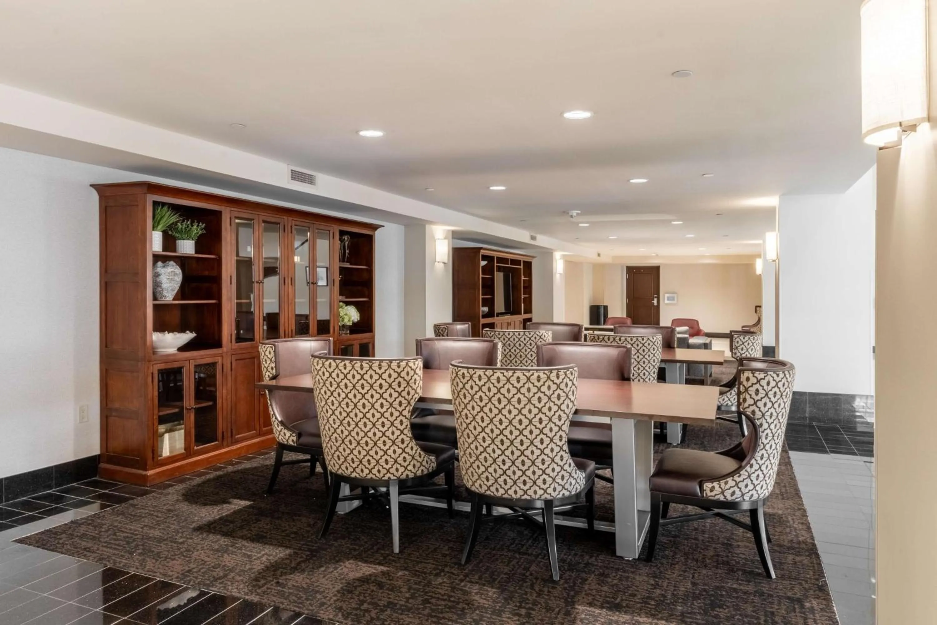 Lobby or reception in Drury Plaza Hotel Broadview Wichita